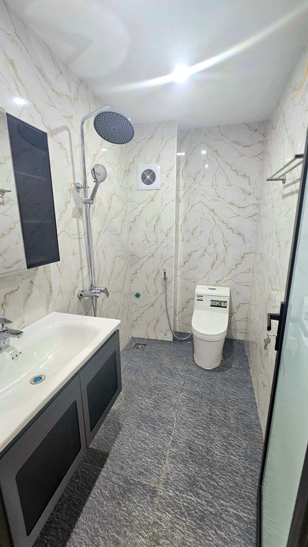 Bán nhà Lạc Trung - diện tích 44m2 5 tầng - Ô TÔ VÀO NHÀ - giá 15,2 tỷ