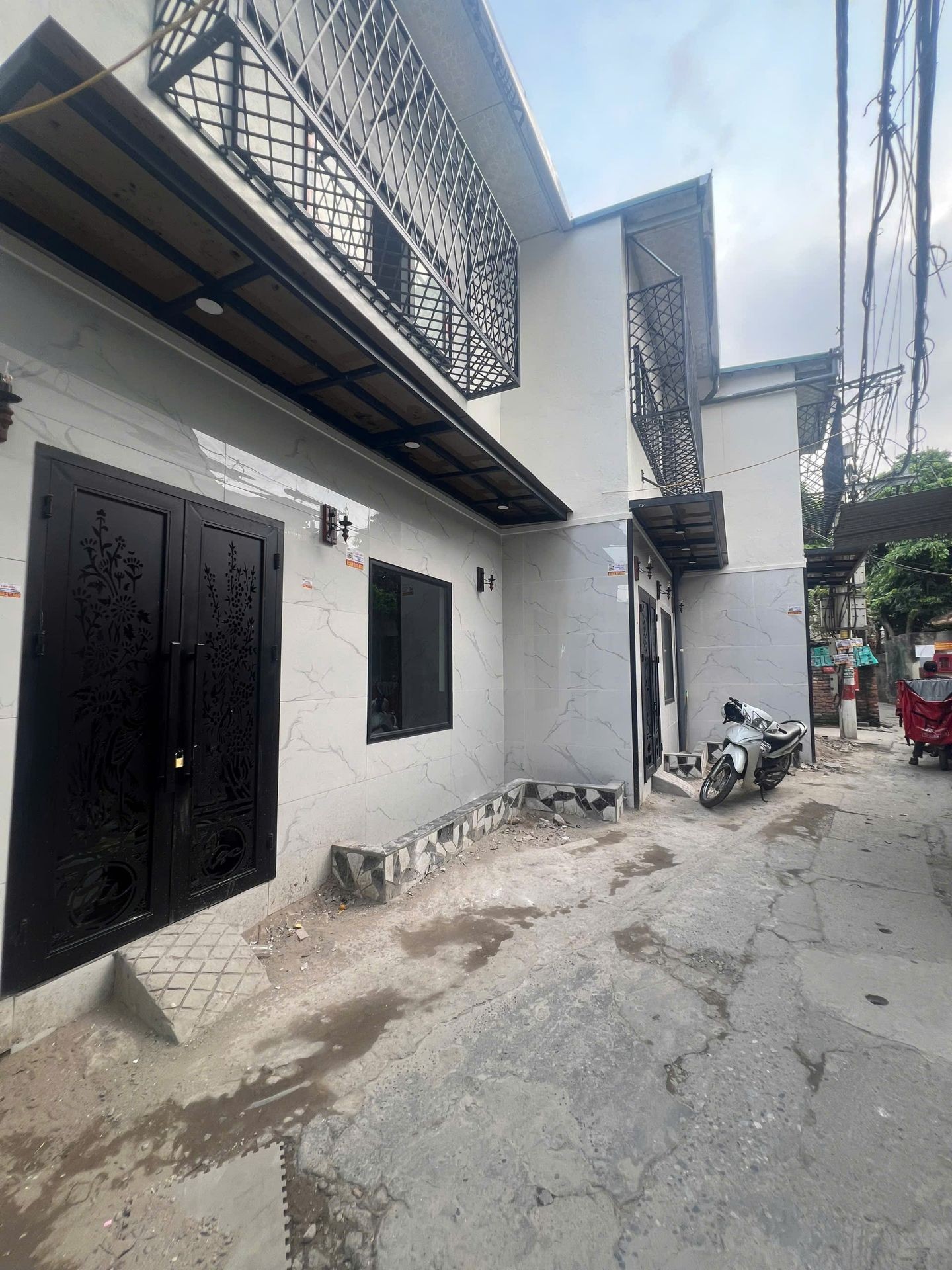 Bán nhà Tân Mai - diện tích 32m2 2 tầng - Nhà đẹp hiếm có - giá 2,5 tỷ
