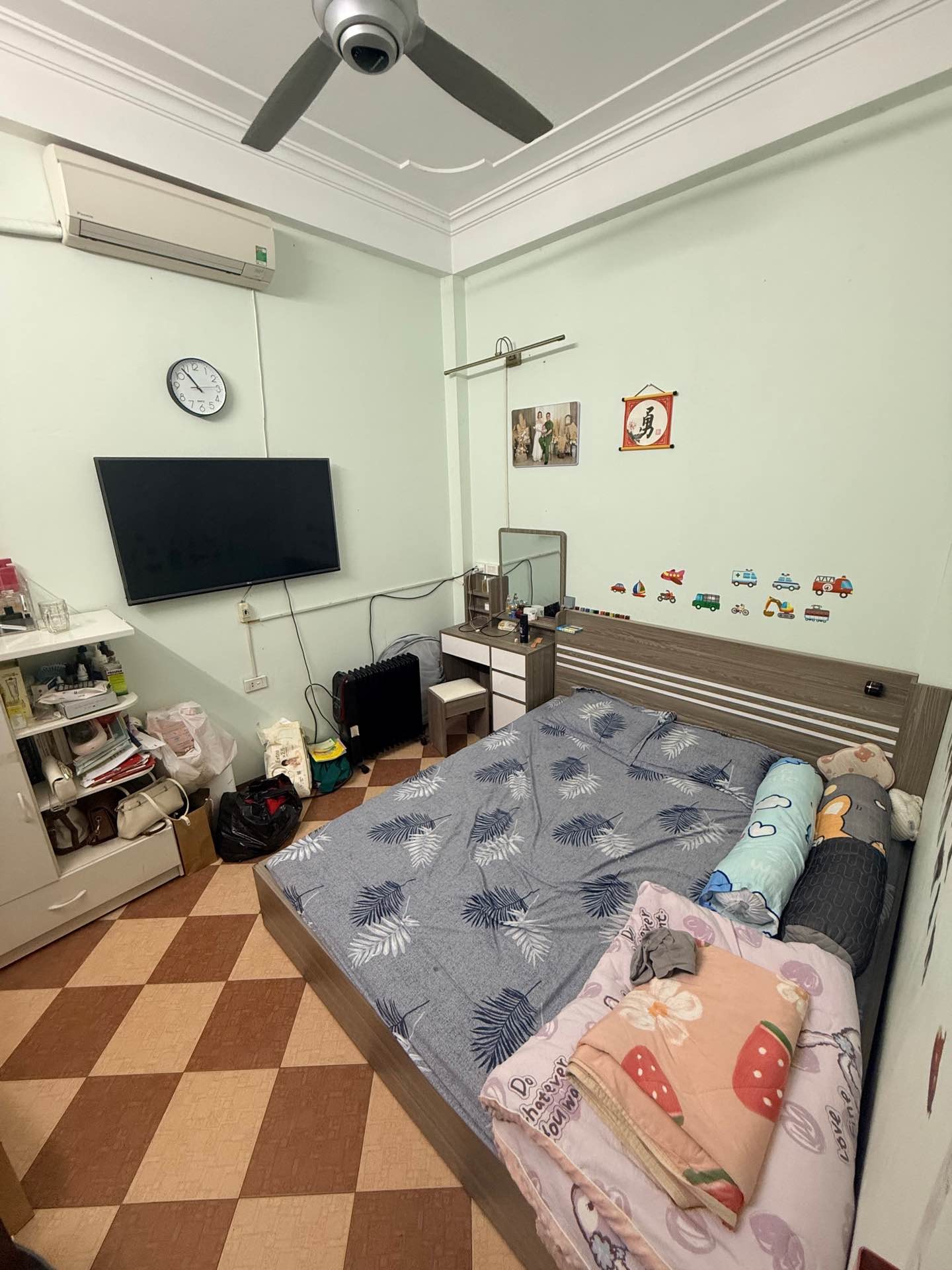 Bán nhà Nguyễn Khoái - diện tích 85m2 4 tầng - Nhà đẹp hiếm có - giá 13,5 tỷ