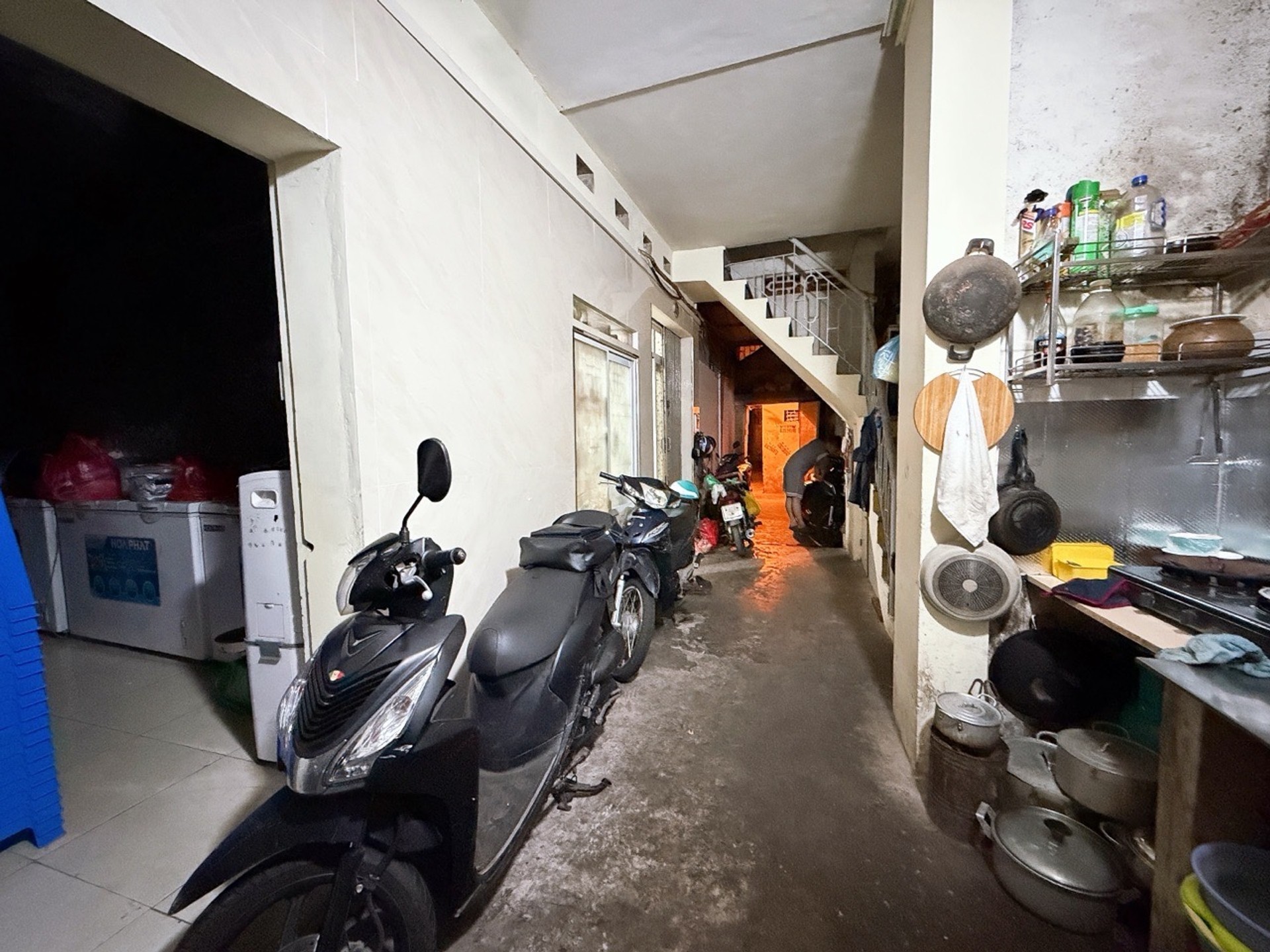 Bán nhà Minh Khai - diện tích 120m2 4 tầng - đất tặng nhà - giá 28,5 tỷ