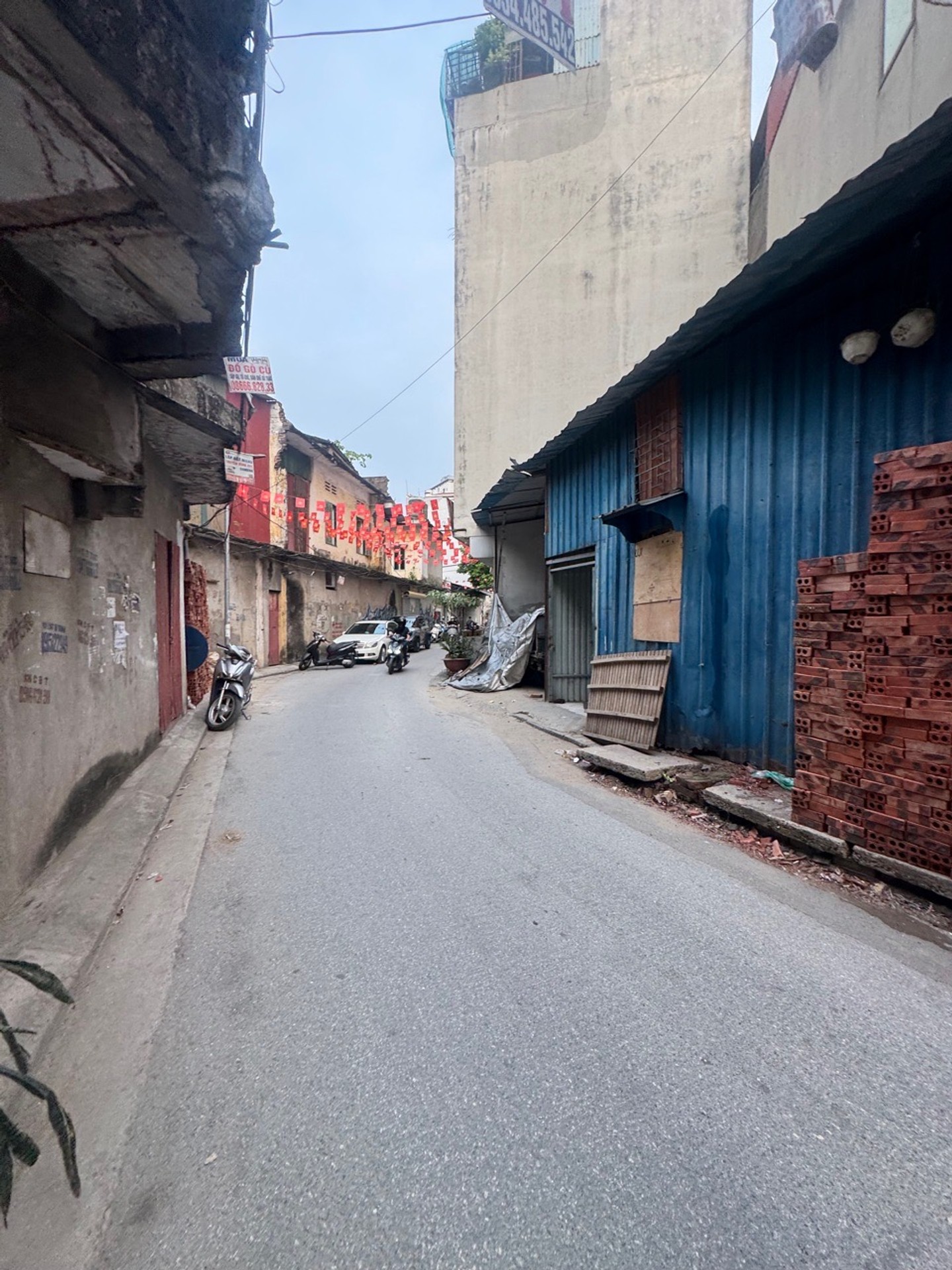 Bán nhà Hoàng Mai - diện tích 35m2 0 tầng - Ô TÔ TRÁNH - giá 9,6 tỷ