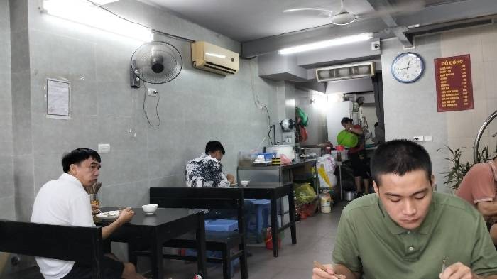 Bán nhà Minh Khai - diện tích 146m2 5 tầng - Mặt phố, vỉa hè rộng - giá 42 tỷ