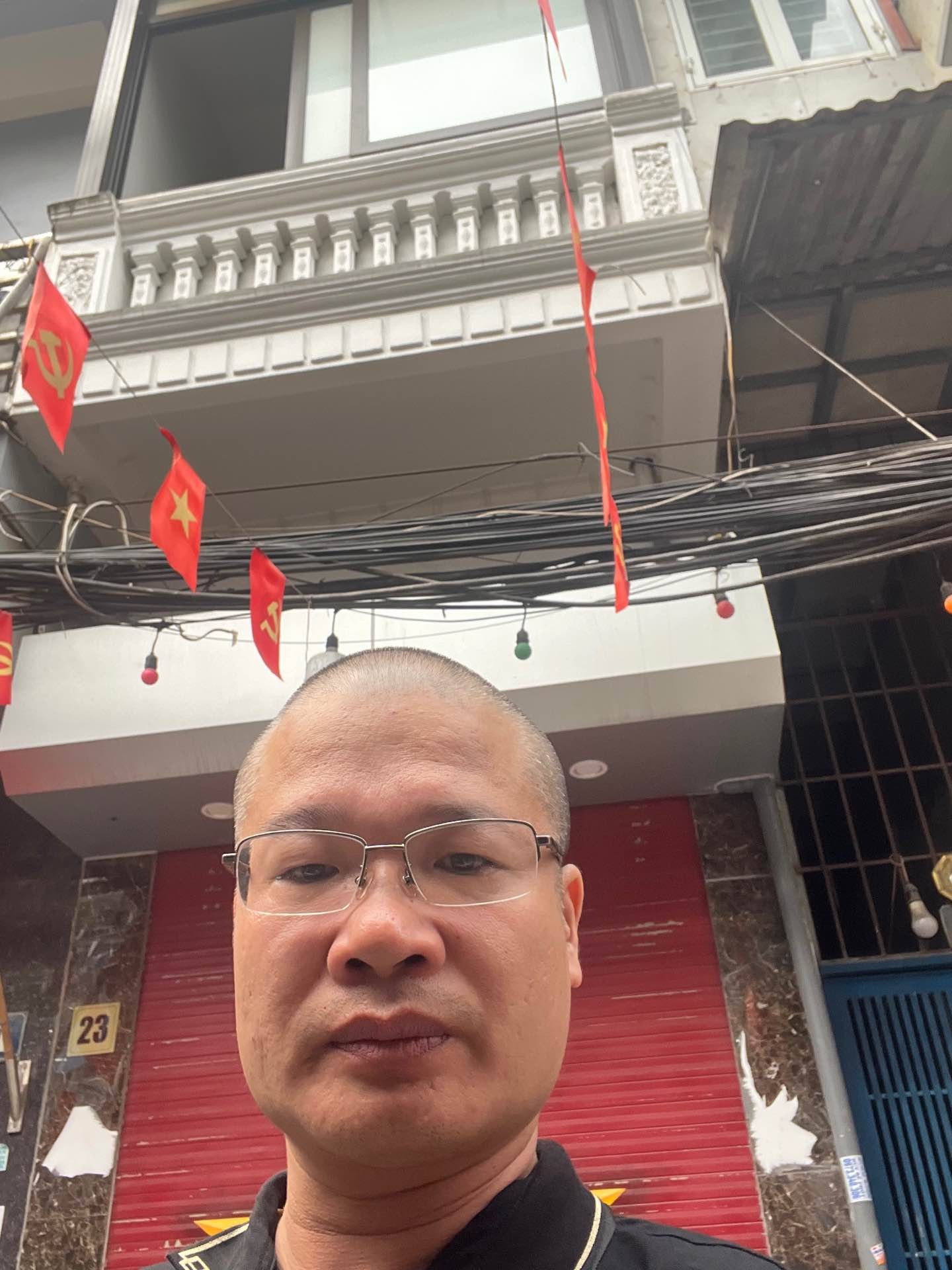 Bán nhà Hai Bà Trưng - diện tích 17m2 5 tầng - Ngõ thông - giá 5,6 tỷ