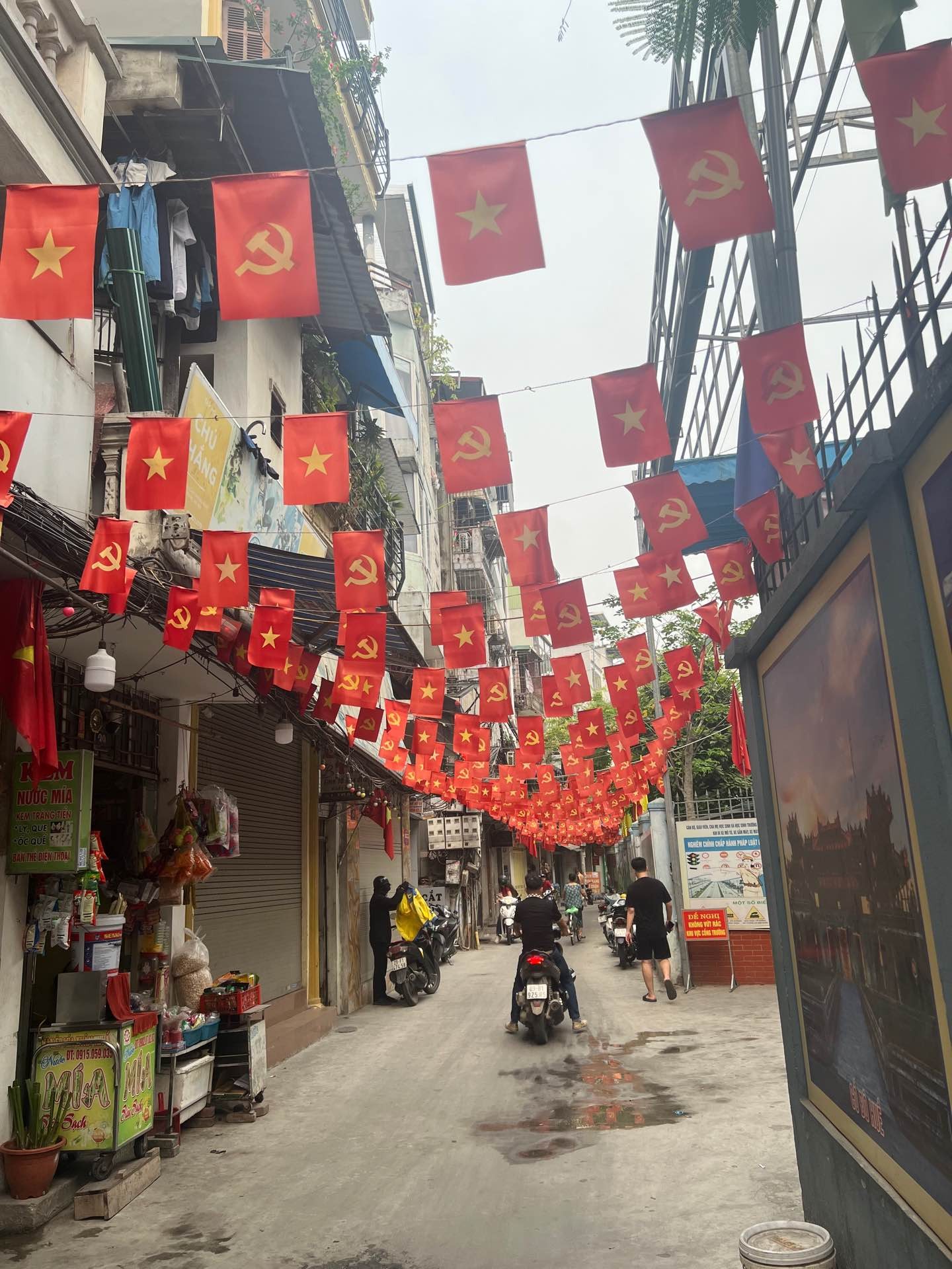 Bán nhà Hai Bà Trưng - diện tích 17m2 5 tầng - Ngõ thông - giá 5,6 tỷ