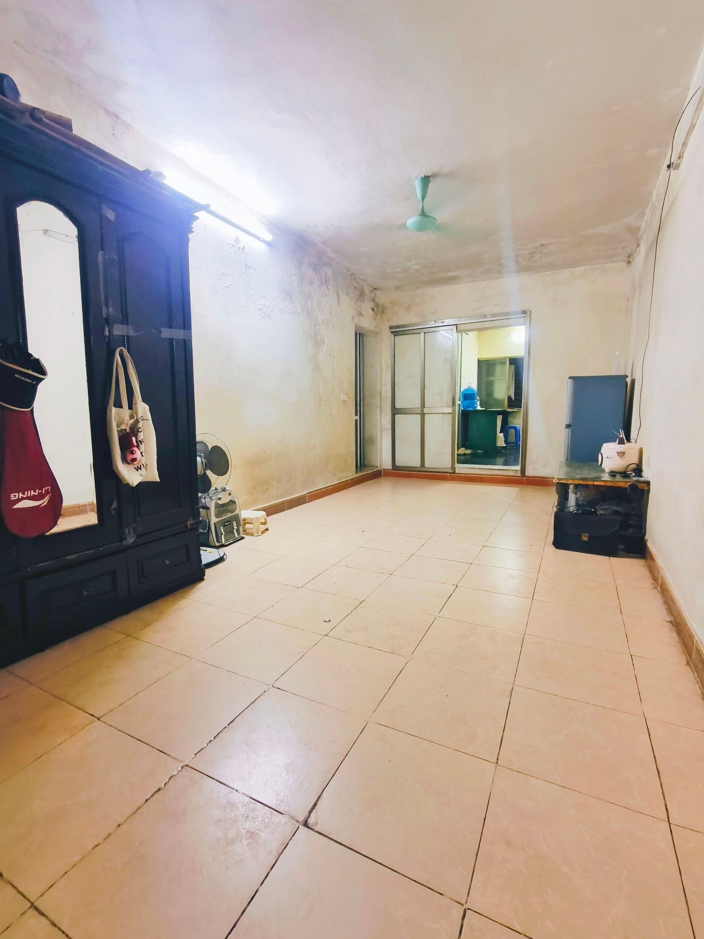 Bán nhà Hòa Bình 7 - diện tích 68m2 1 tầng - ô tô tránh - giá 3,2 tỷ