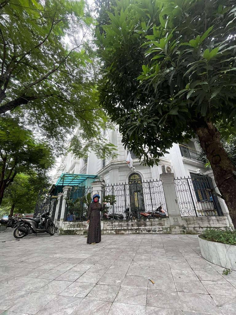 Bán nhà Ngõ 127 - diện tích 133m2 5 tầng - Lô góc 2 mặt thoáng - giá 6,8 tỷ