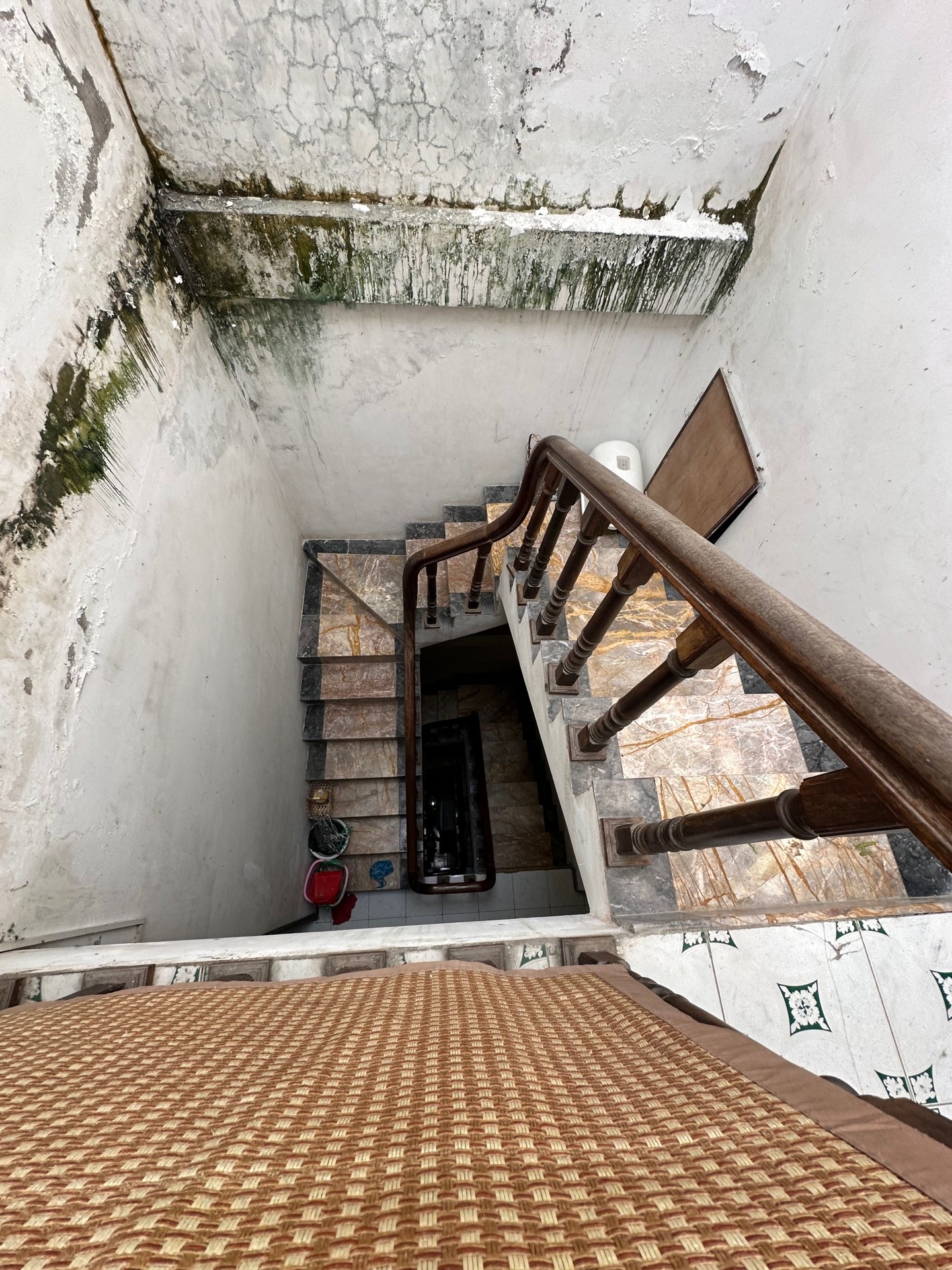 Bán nhà Nguyễn Văn Trỗi - diện tích 45m2 4 tầng - Ô tô tránh - giá 27,3 tỷ