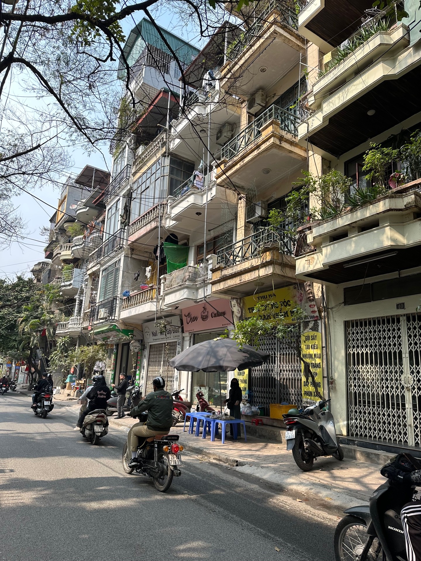 Bán nhà Nguyễn Văn Trỗi - diện tích 45m2 4 tầng - Ô tô tránh - giá 27,3 tỷ