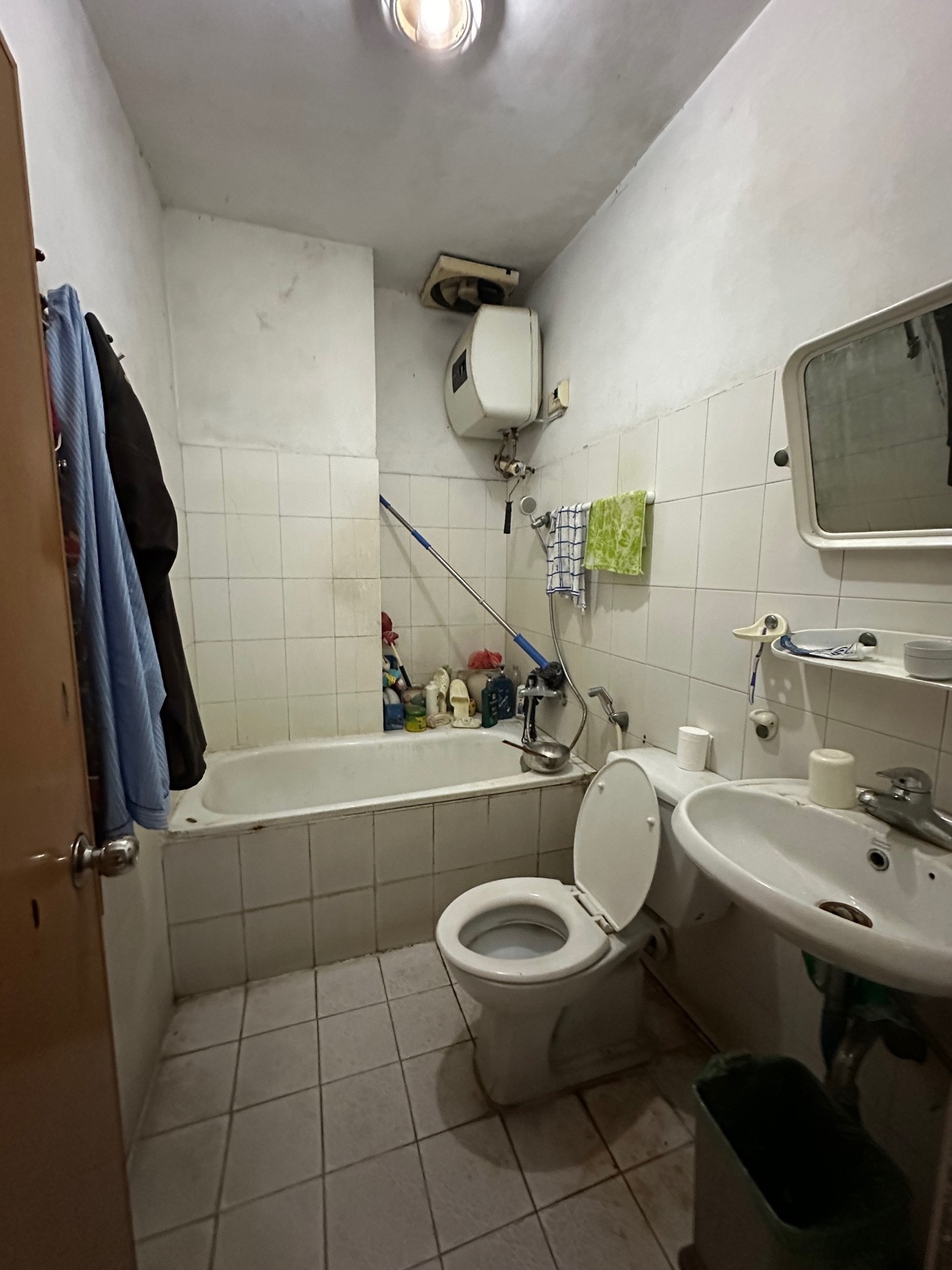 Bán nhà Nguyễn Văn Trỗi - diện tích 45m2 4 tầng - Ô tô tránh - giá 27,3 tỷ