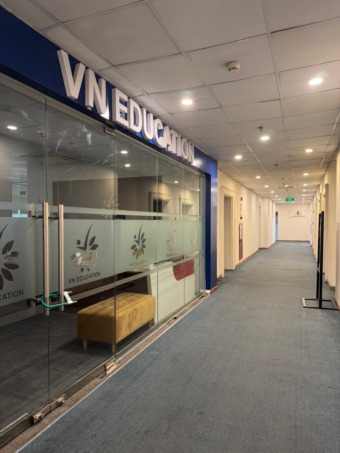 Bán nhà Minh Khai - diện tích 133m2 1 tầng - Văn phòng khu VIP Times City - giá 9,6 tỷ