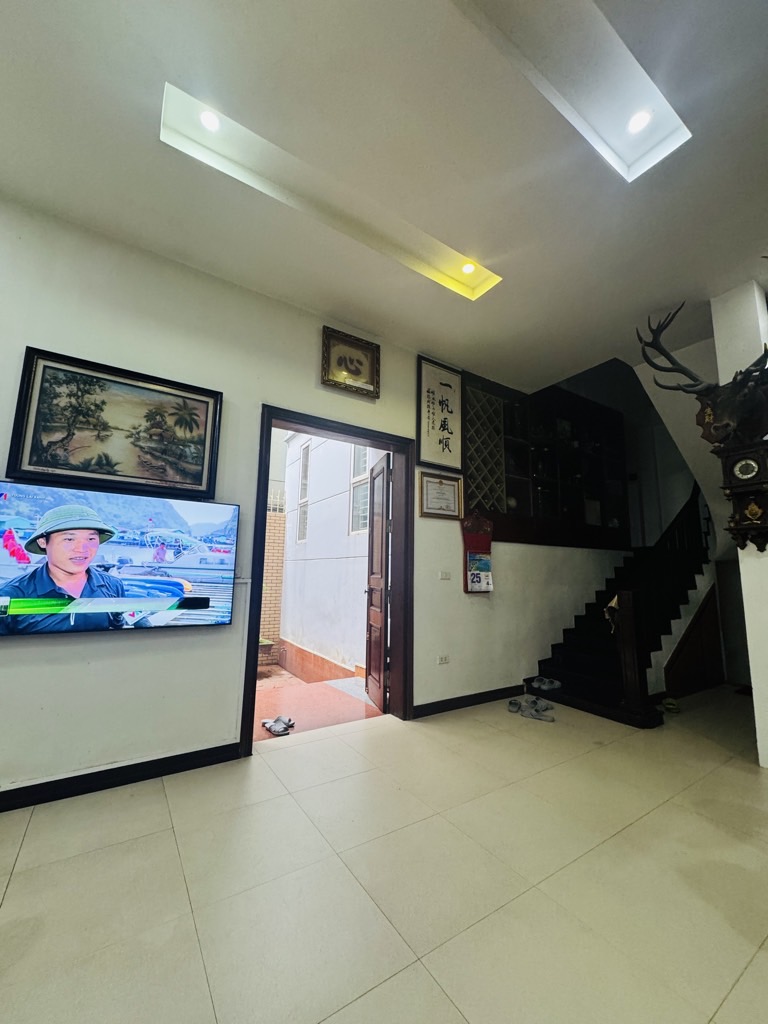 Bán nhà Khương Hạ - diện tích 154m2 4 tầng - Ô TÔ TẢI ĐỖ CỬA - giá 56 tỷ