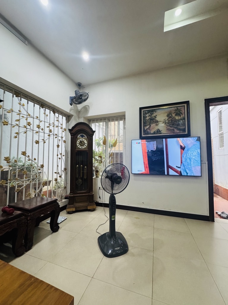 Bán nhà Khương Hạ - diện tích 154m2 4 tầng - Ô TÔ TẢI ĐỖ CỬA - giá 56 tỷ