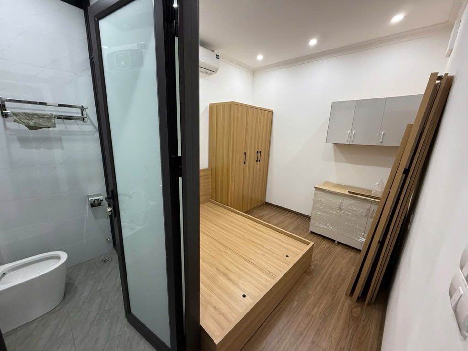 Bán nhà Hai Bà Trưng - diện tích 41m2 5 tầng - Nhà đẹp full nội thất - giá 14,5 tỷ