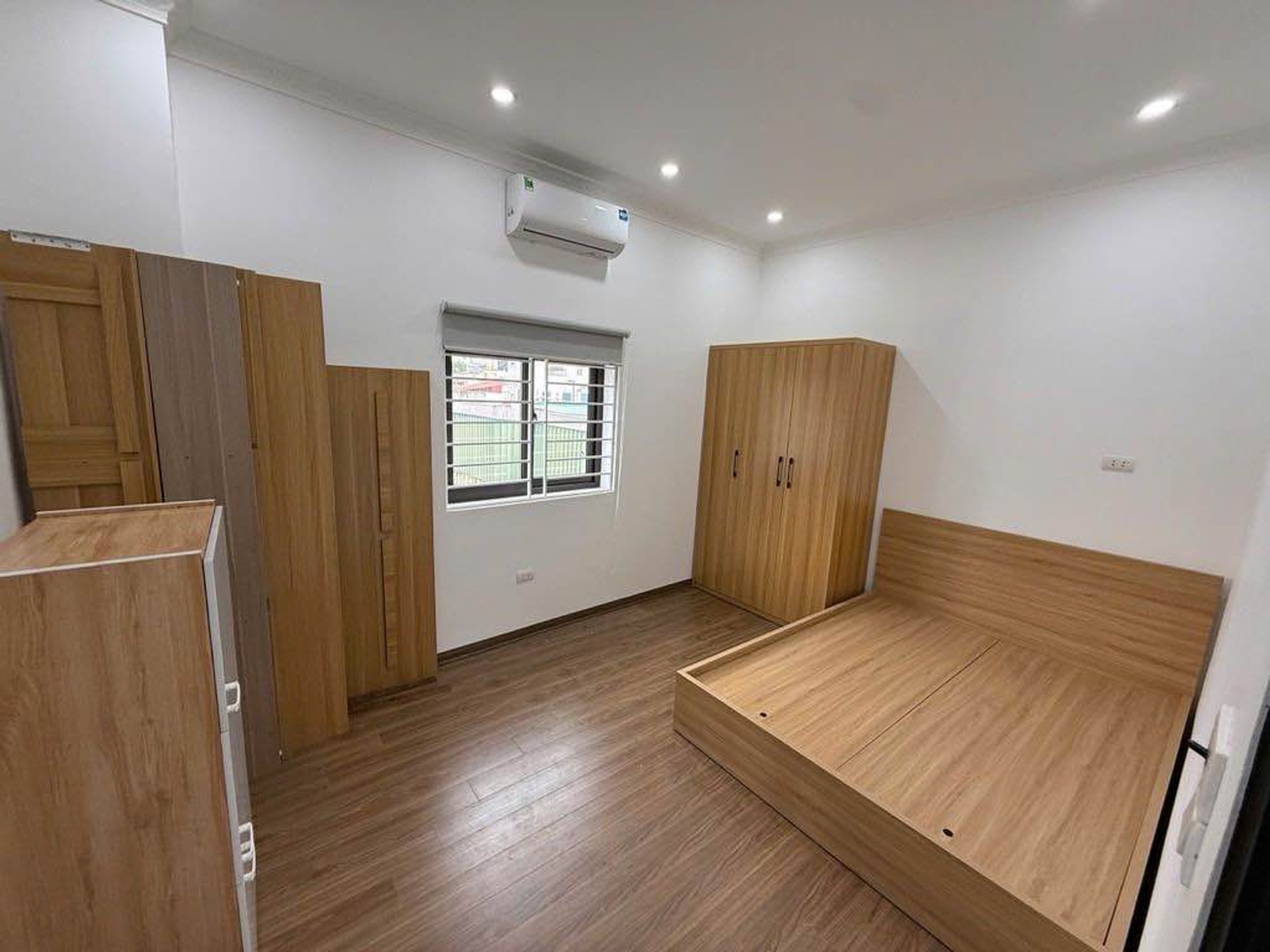 Bán nhà Hai Bà Trưng - diện tích 41m2 5 tầng - Nhà đẹp full nội thất - giá 14,5 tỷ