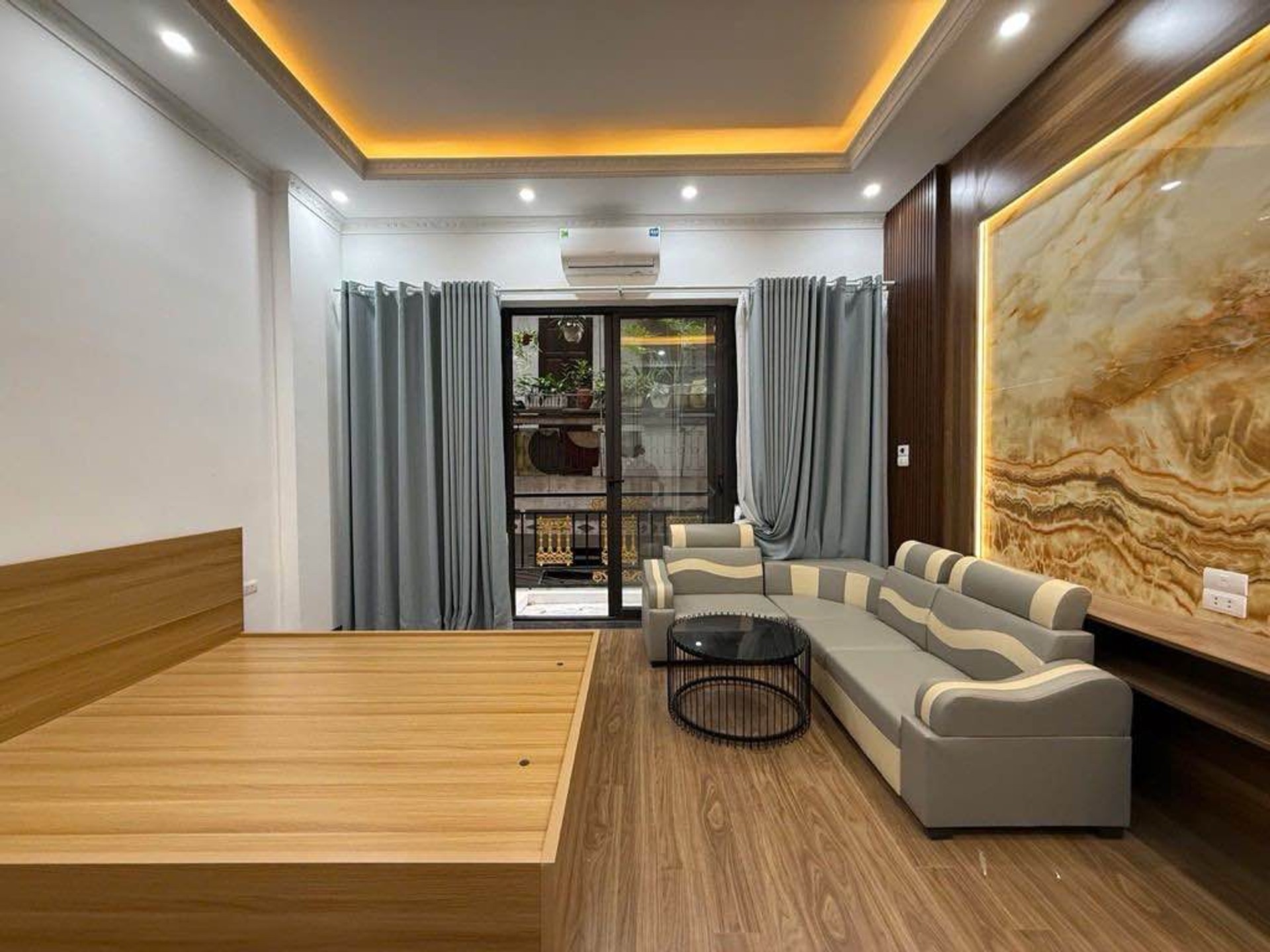 Bán nhà Hai Bà Trưng - diện tích 41m2 5 tầng - Nhà đẹp full nội thất - giá 14,5 tỷ