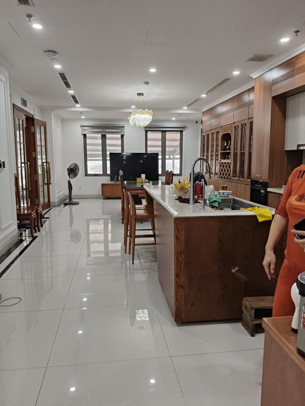 Bán nhà Bạch Mai - diện tích 383m2 9 tầng - TÒA NHÀ MẶT PHỐ ĐỐI DIỆN TRUNG TÂM GHƯƠNG MẠI CHỢ MƠ - giá 227 tỷ