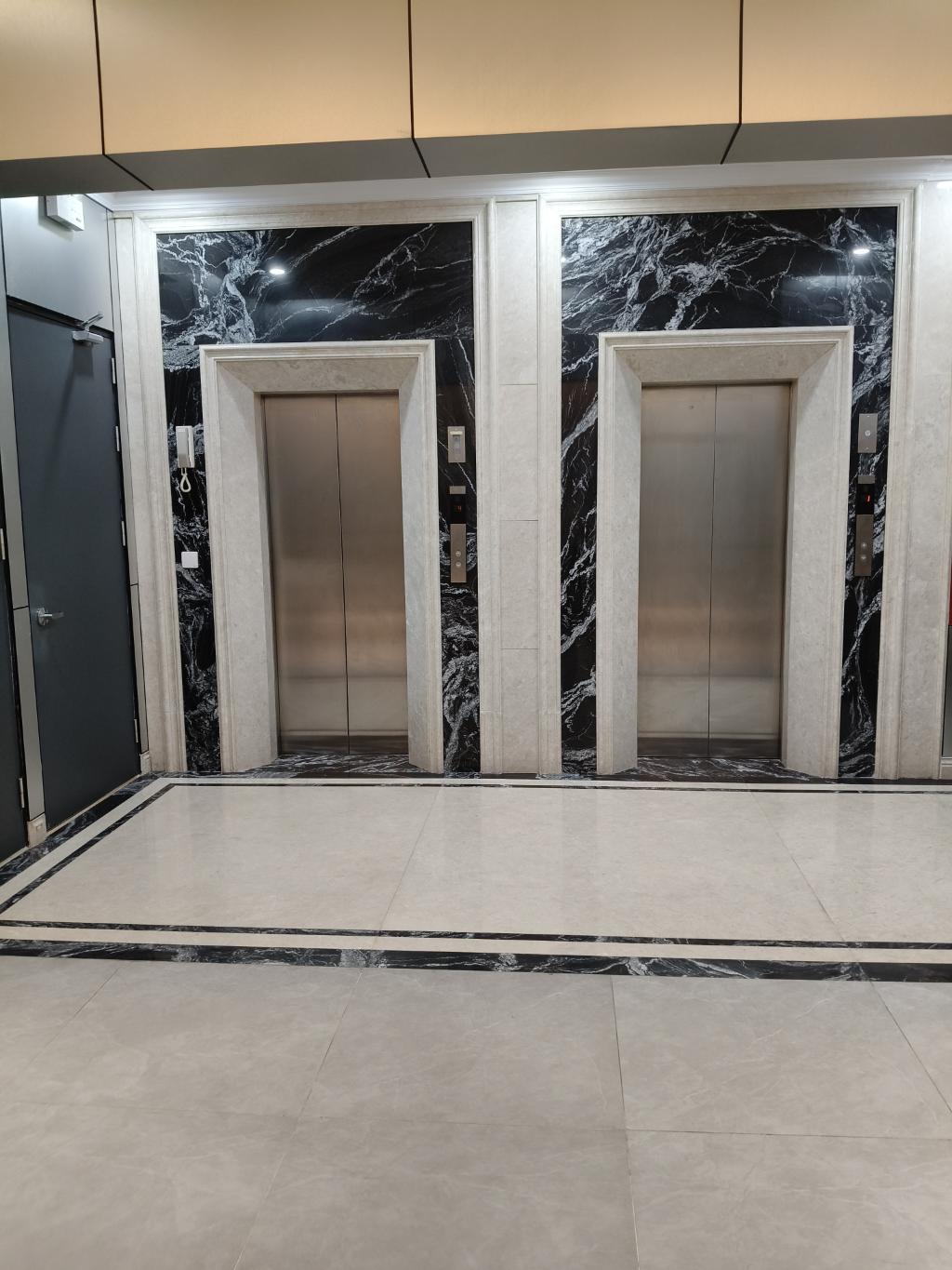 Bán nhà Bạch Mai - diện tích 383m2 9 tầng - TÒA NHÀ MẶT PHỐ ĐỐI DIỆN TRUNG TÂM GHƯƠNG MẠI CHỢ MƠ - giá 227 tỷ