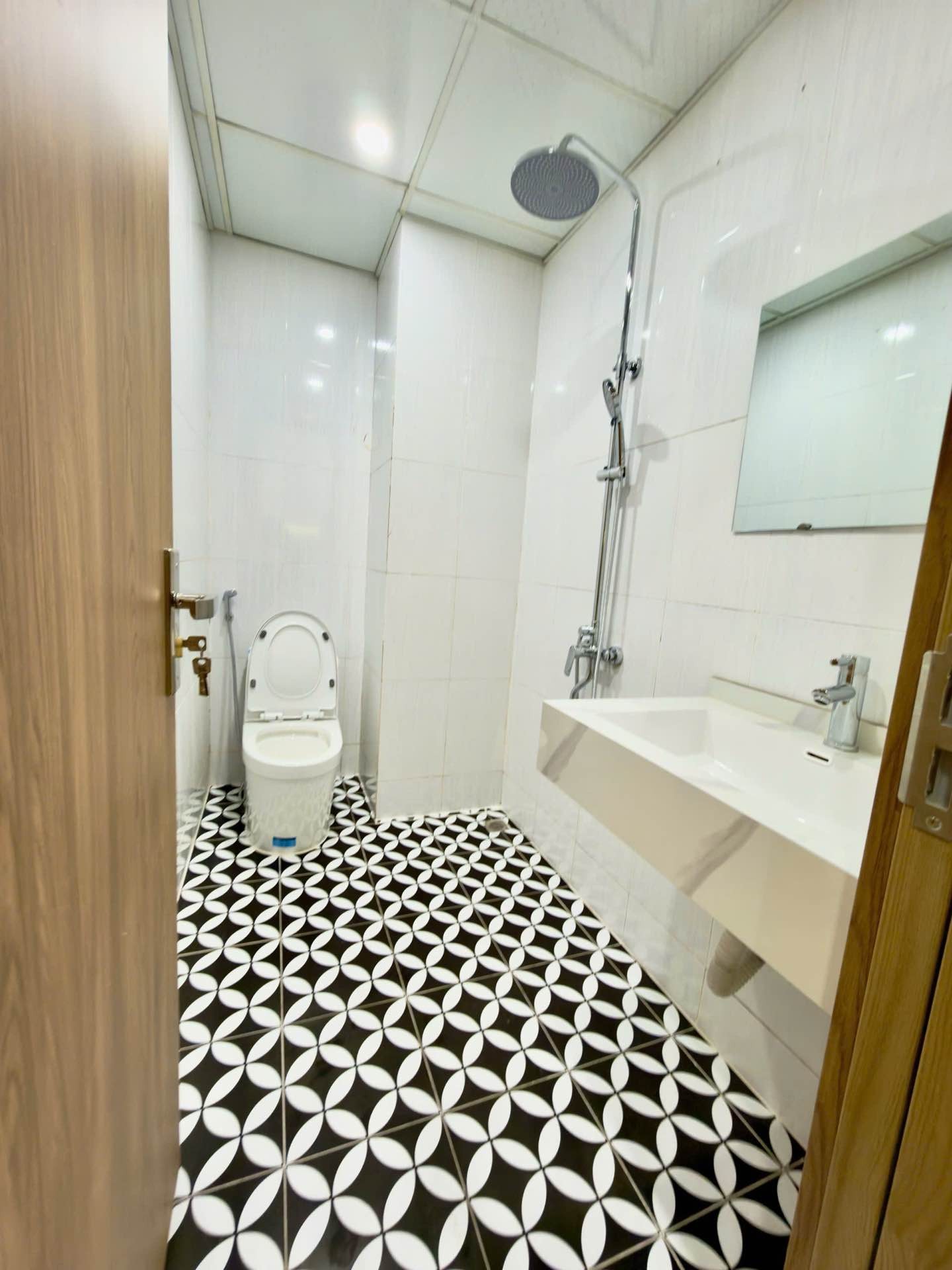 Bán nhà Nguyễn Xiển - diện tích 45m2 1 tầng - nhà đẹp - giá 3,5 tỷ