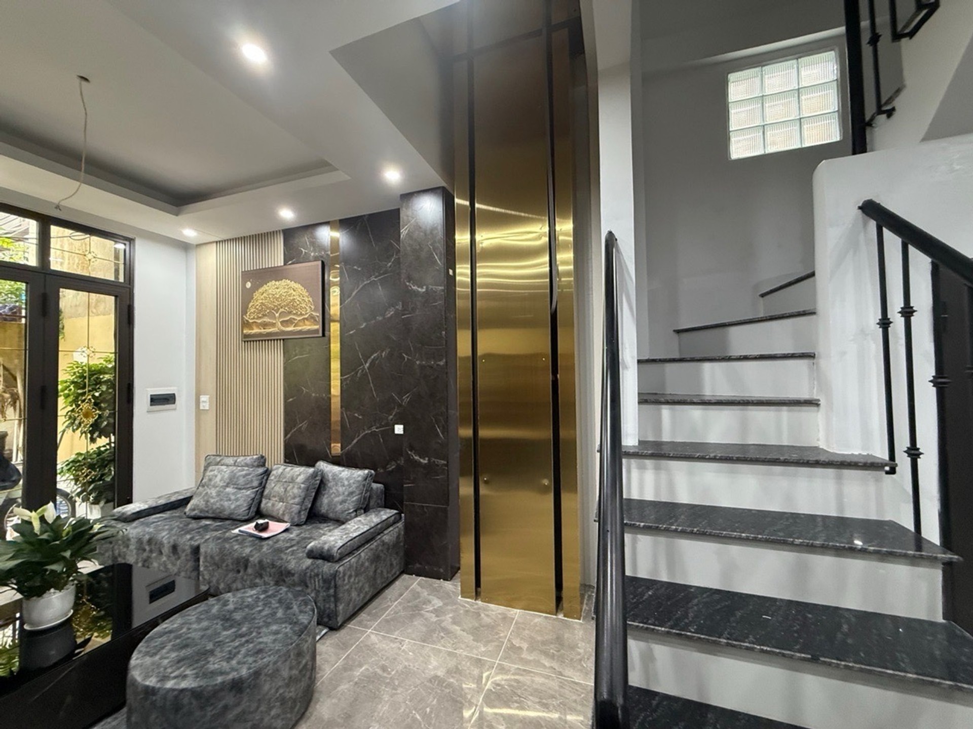 Bán nhà Đoàn Kết - diện tích 50m2 5 tầng - Thang máy - giá 13,08 tỷ
