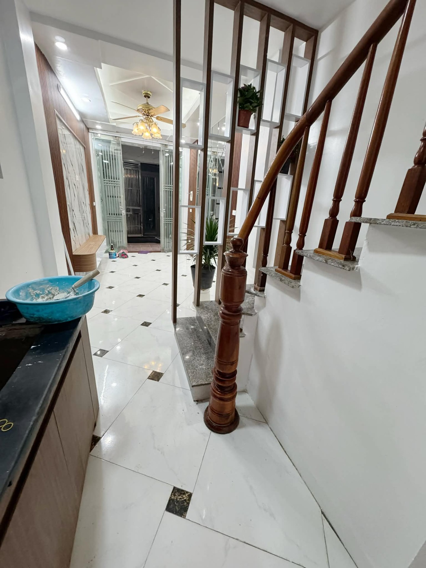 Bán nhà Lĩnh Nam - diện tích 54m2 4 tầng - nhà trong ngõ - giá 3,9 tỷ