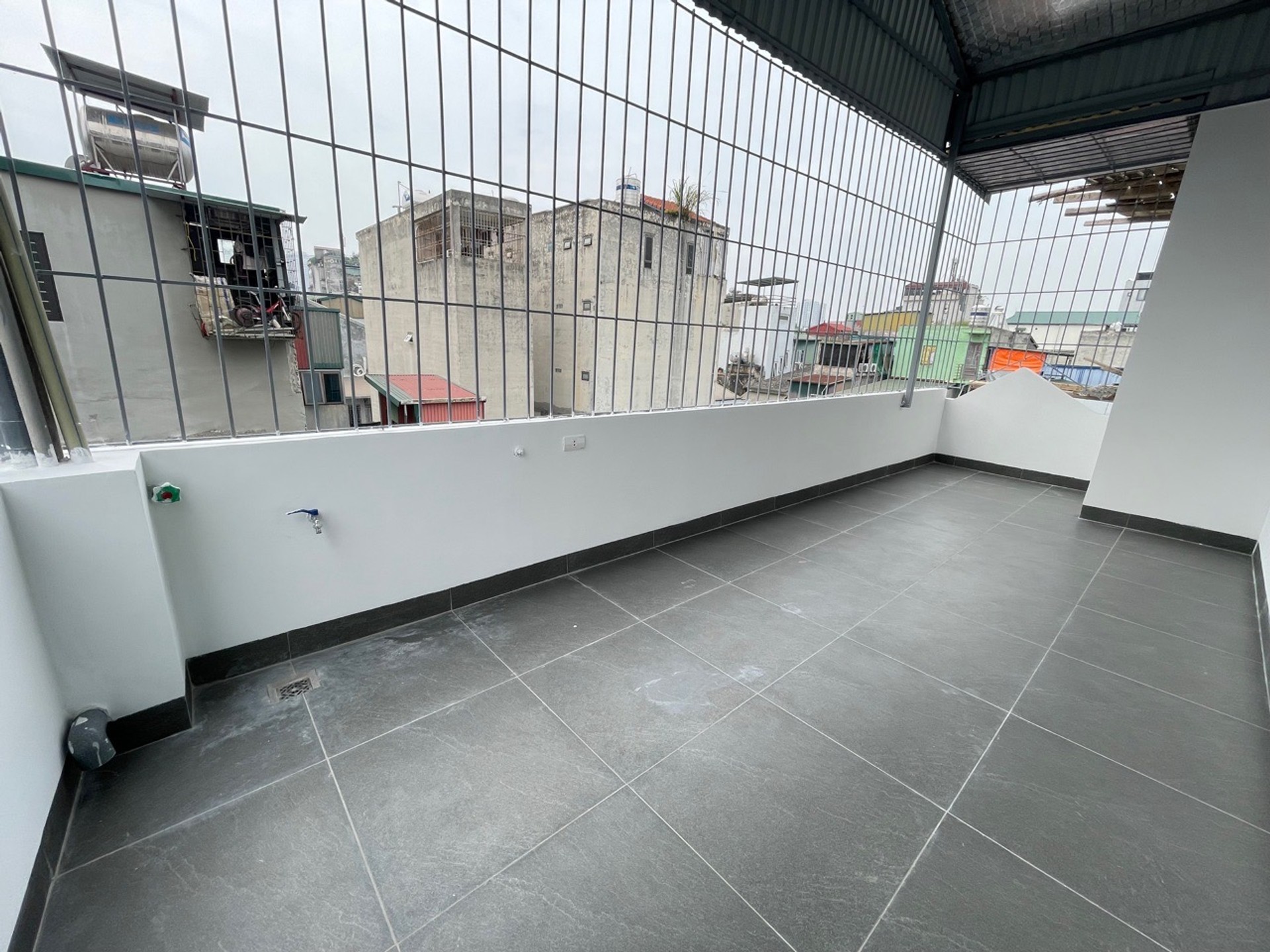 Bán nhà Bùi Xương Trạch - diện tích 33m2 4 tầng - Ô TÔ ĐẬU CỔNG QUA NHÀ - giá 4,5 tỷ