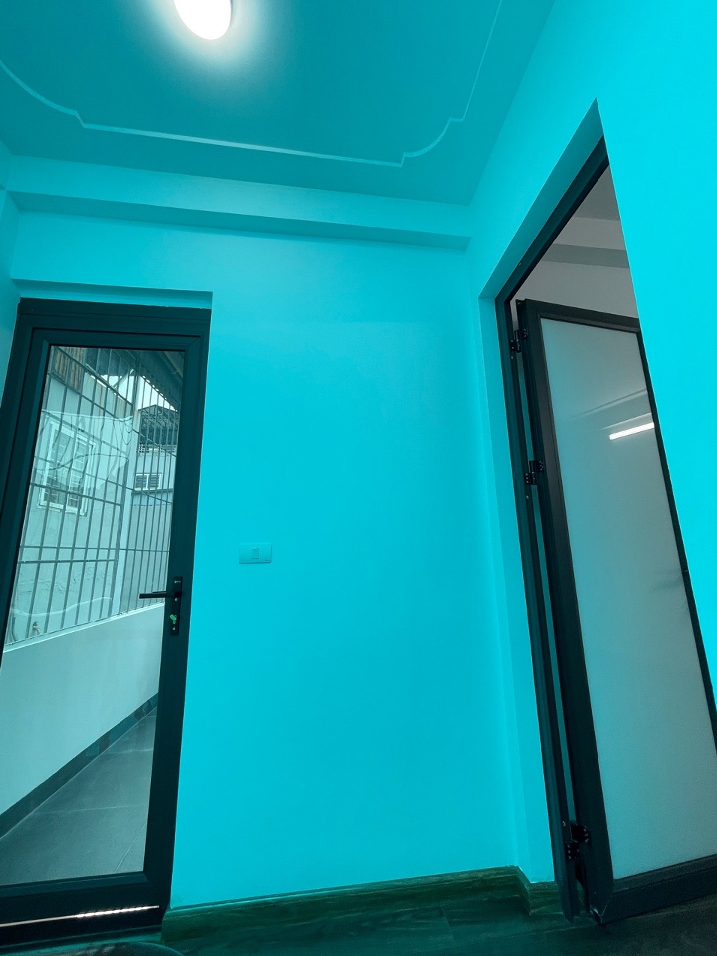 Bán nhà Bùi Xương Trạch - diện tích 33m2 4 tầng - Ô TÔ ĐẬU CỔNG QUA NHÀ - giá 4,5 tỷ