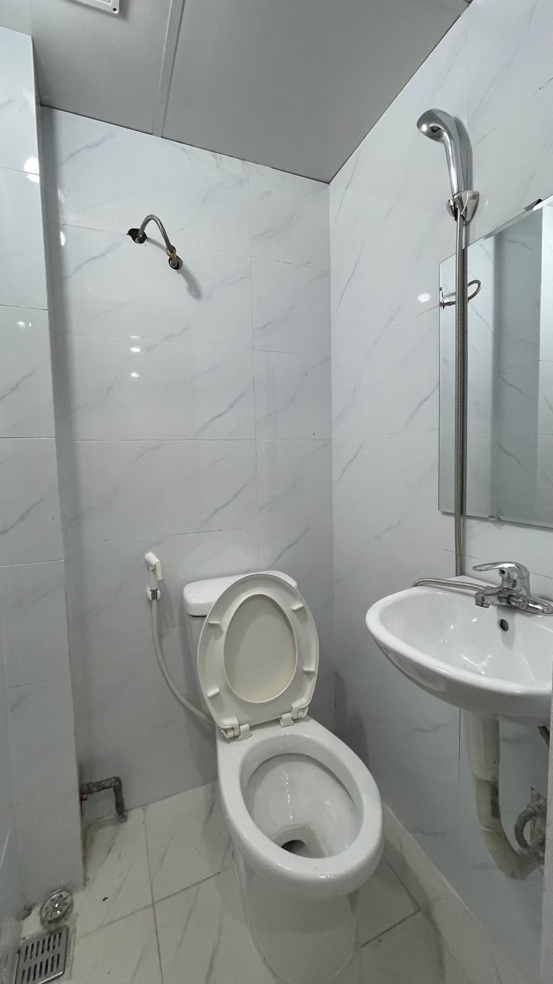 Bán nhà Đông Thiên - diện tích 18m2 3 tầng - Nhà đẹp như mới - giá 2,8 tỷ