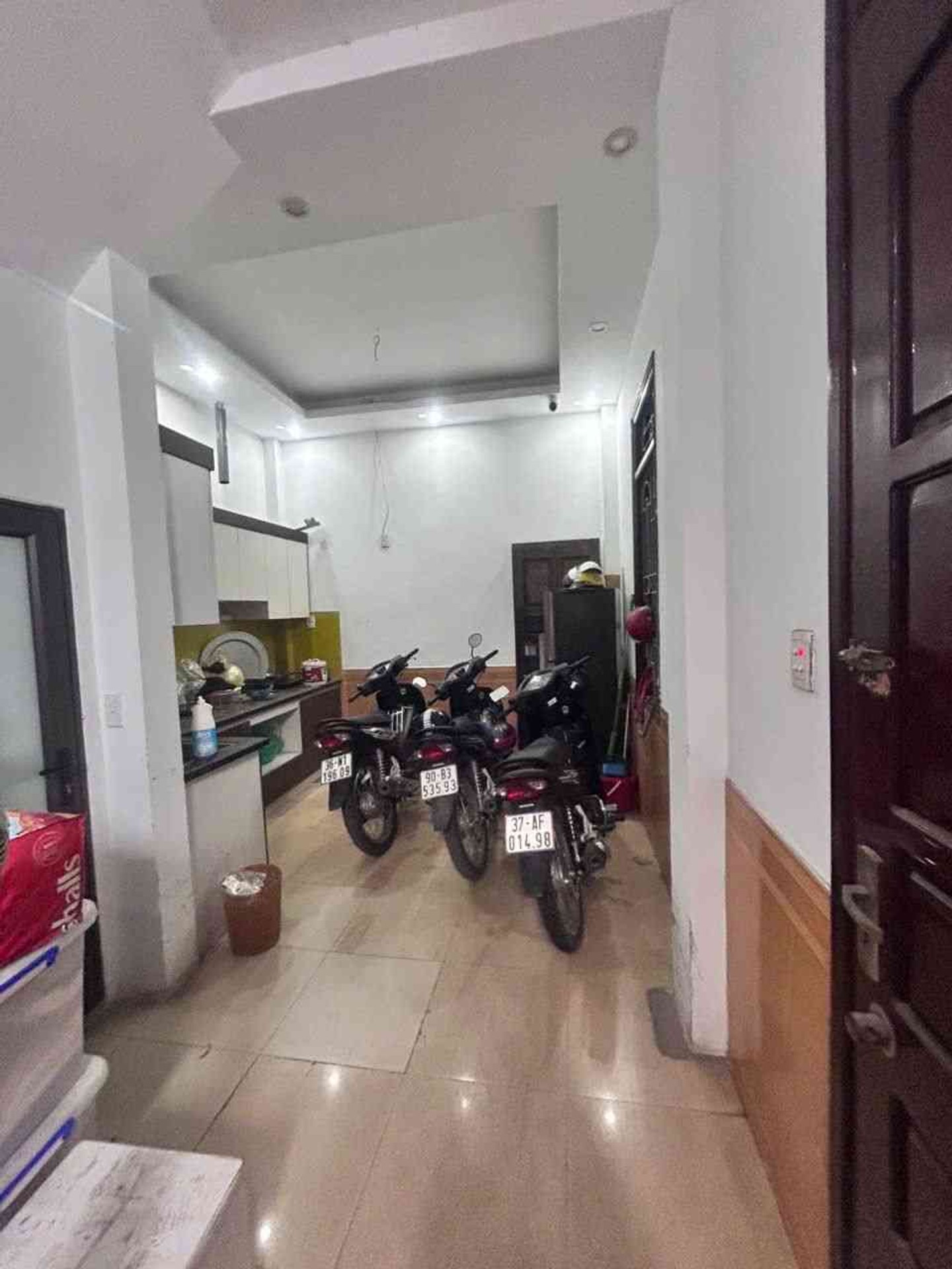 Bán nhà Ngõ Hoà Bình - diện tích 31m2 4 tầng - Lô góc hai mặt thoáng - giá 8,5 tỷ