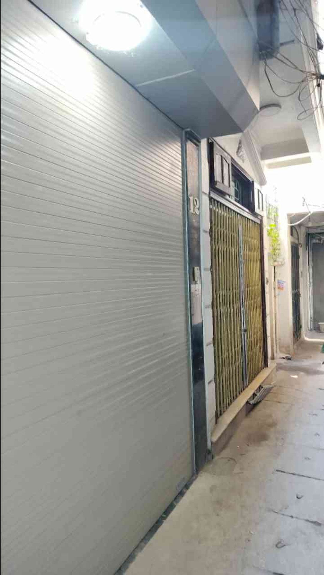 Bán nhà Ngõ Hoà Bình - diện tích 31m2 4 tầng - Lô góc hai mặt thoáng - giá 8,5 tỷ