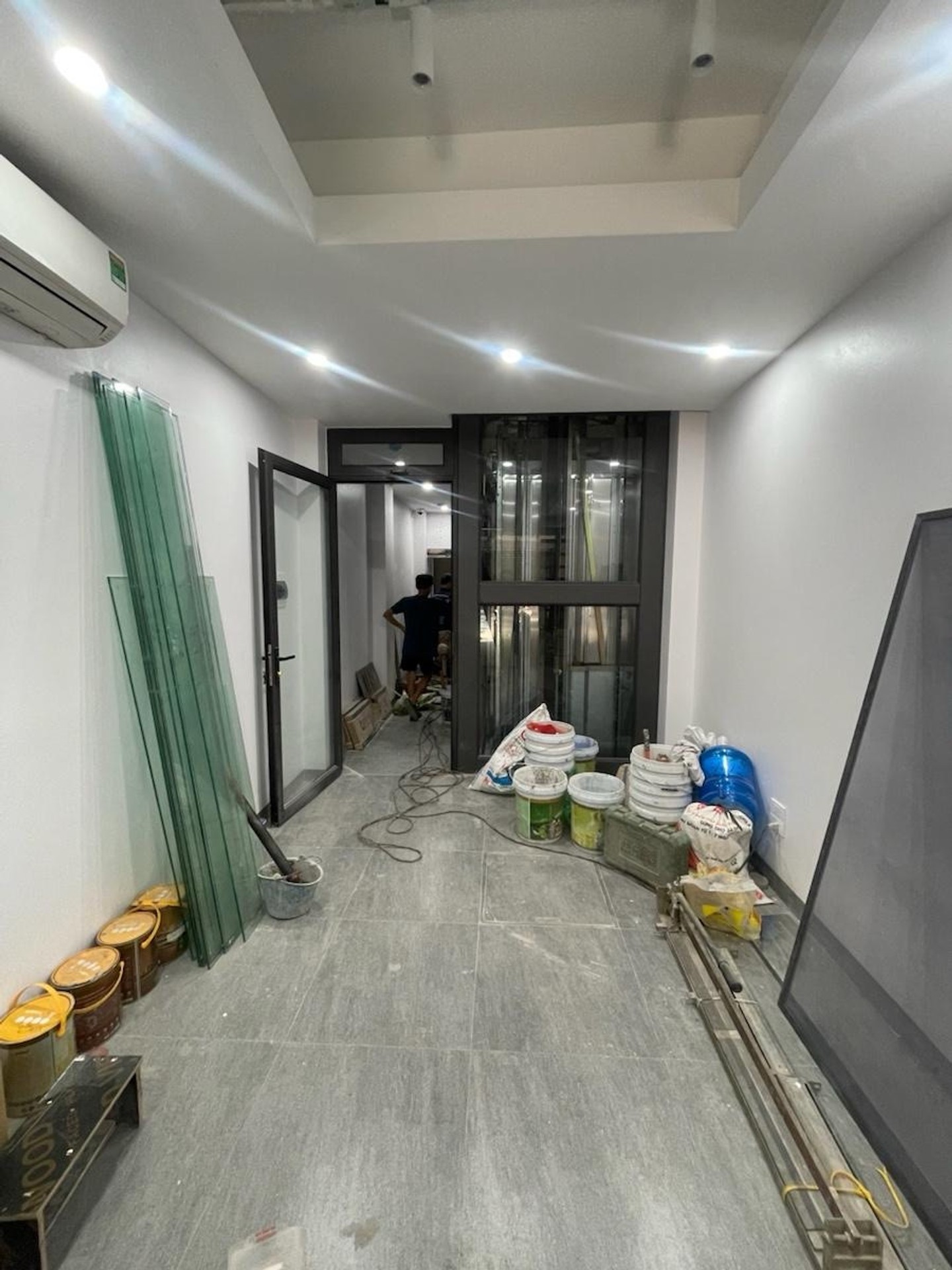 Bán nhà Thái Hà - diện tích 47m2 7 tầng - Mặt phố kinh doanh sầm uất - giá 58 tỷ