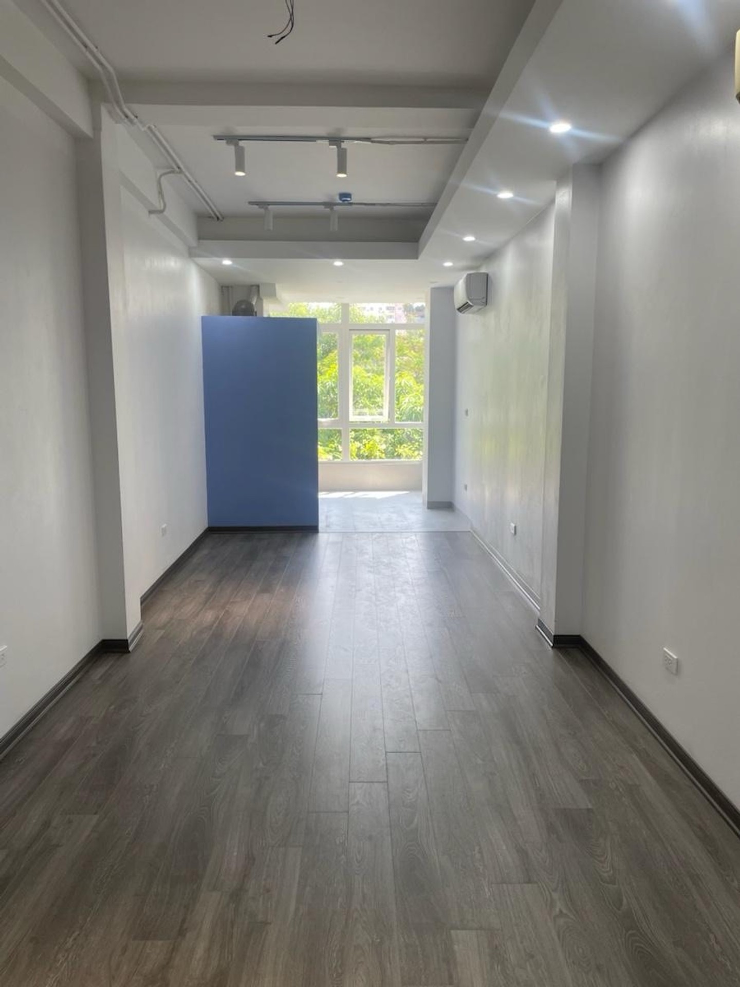 Bán nhà Thái Hà - diện tích 47m2 7 tầng - Mặt phố kinh doanh sầm uất - giá 58 tỷ