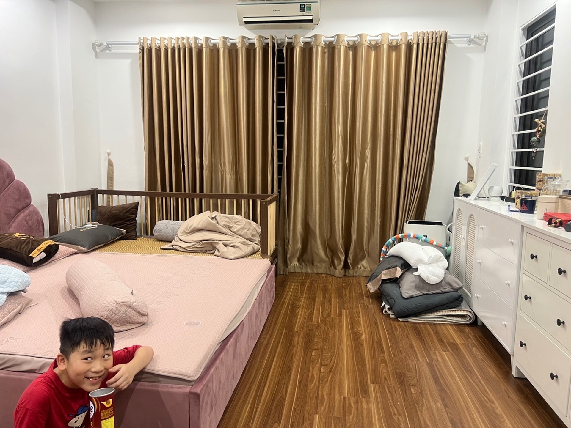 Bán nhà Giáp Bát - diện tích 30m2 5 tầng - Lô góc - giá 10,2 tỷ
