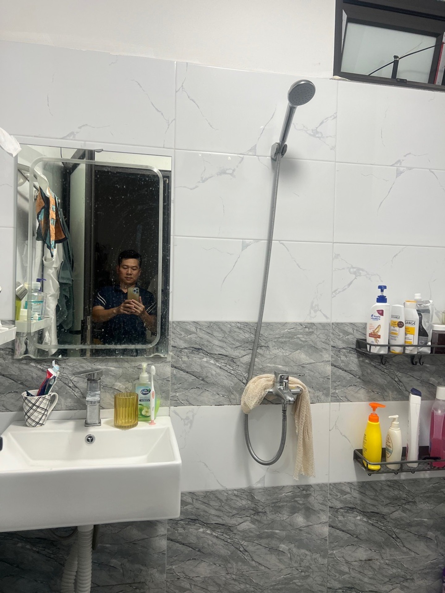 Bán nhà Giáp Bát - diện tích 30m2 5 tầng - Lô góc - giá 10,2 tỷ