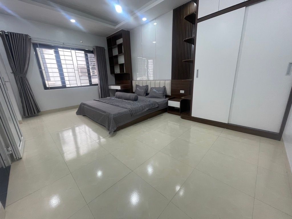 Bán nhà Đông Thiên - diện tích 34m2 4 tầng - Ô TÔ QUA NHÀ - giá 9,2 tỷ