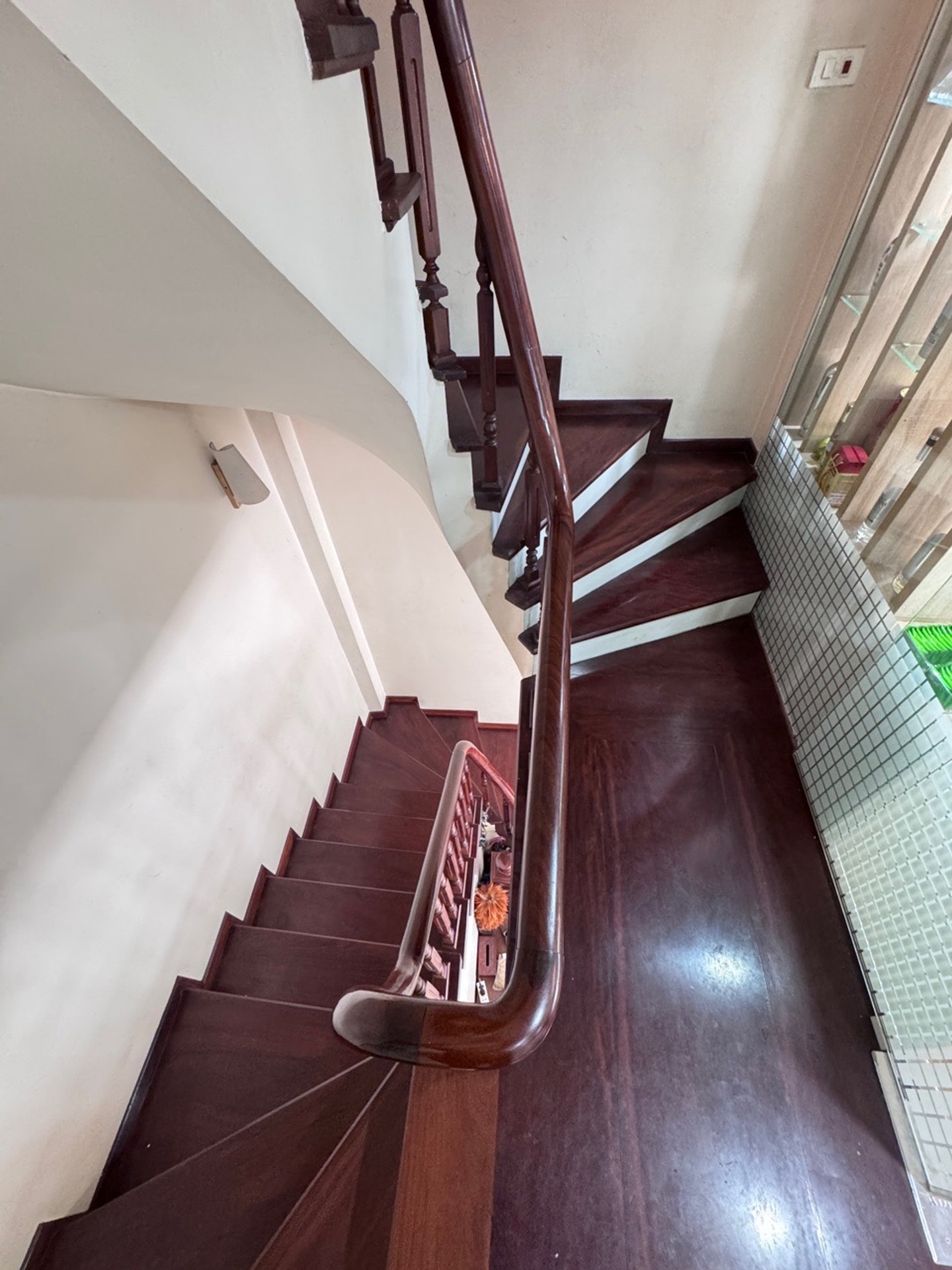Bán nhà Ngõ chùa Hưng Kí - diện tích 35m2 7 tầng - Siêu Phẩm Kinh Doanh - giá 10,5 tỷ