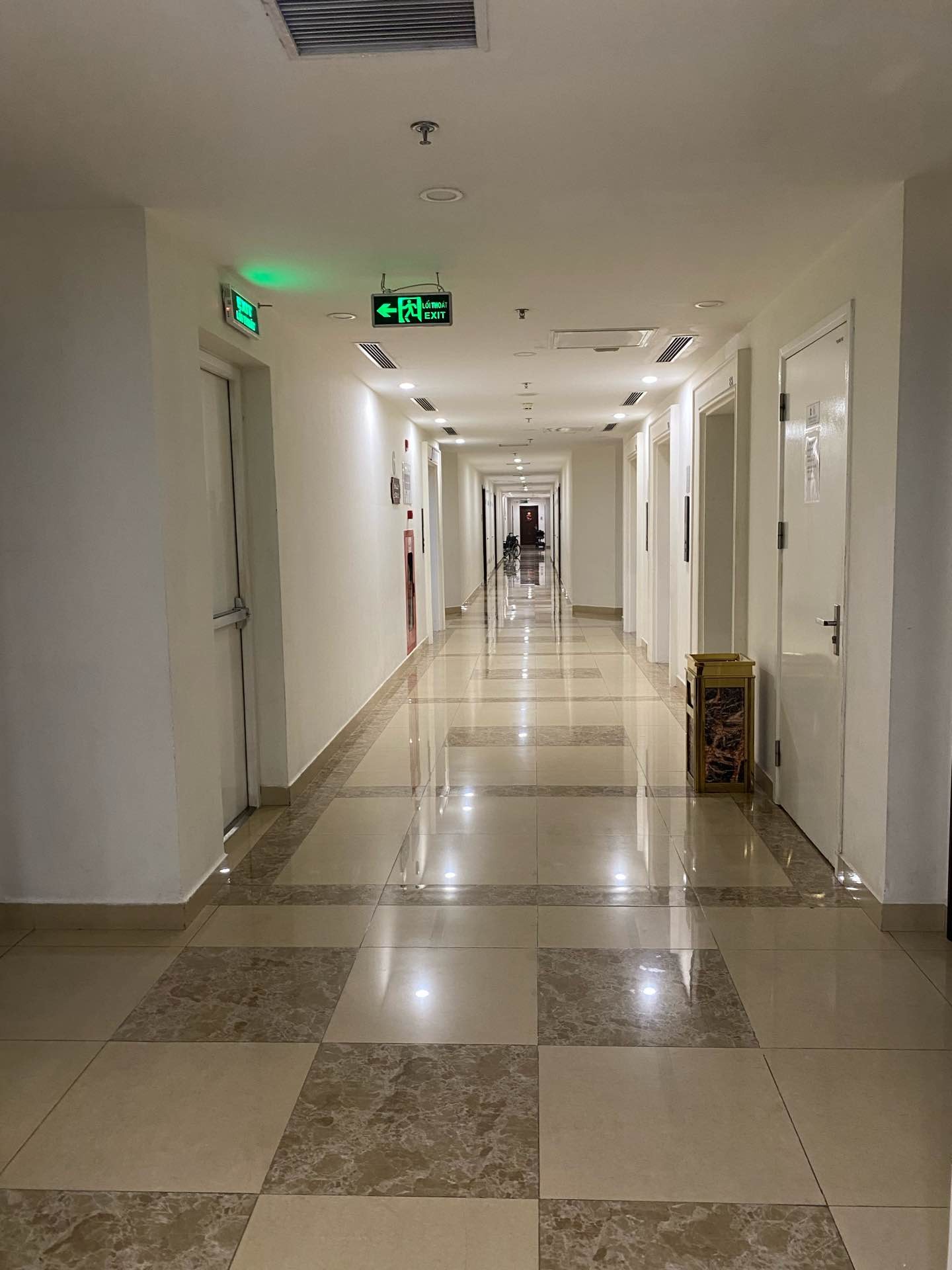 Bán nhà Time City Minh Khai - diện tích 91m2 6 tầng - Căn hộ đẹp, nội thất đầy đủ - giá 11,3 tỷ