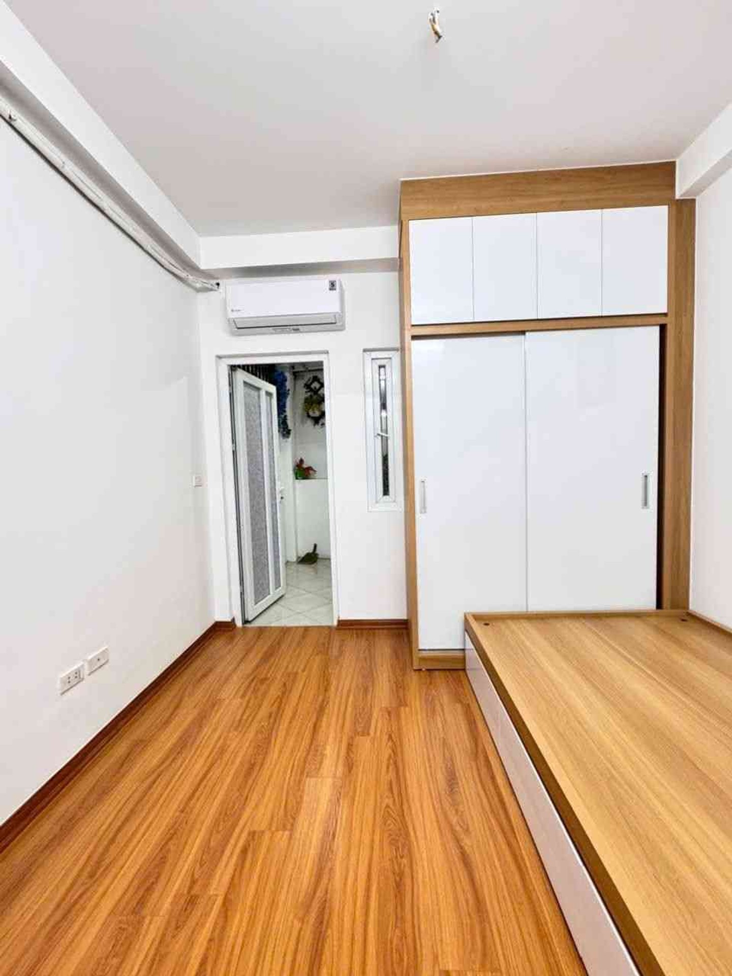 Bán nhà Khâm Thiên - diện tích 65m2 1 tầng - Căn hộ chung cư - giá 2,7 tỷ