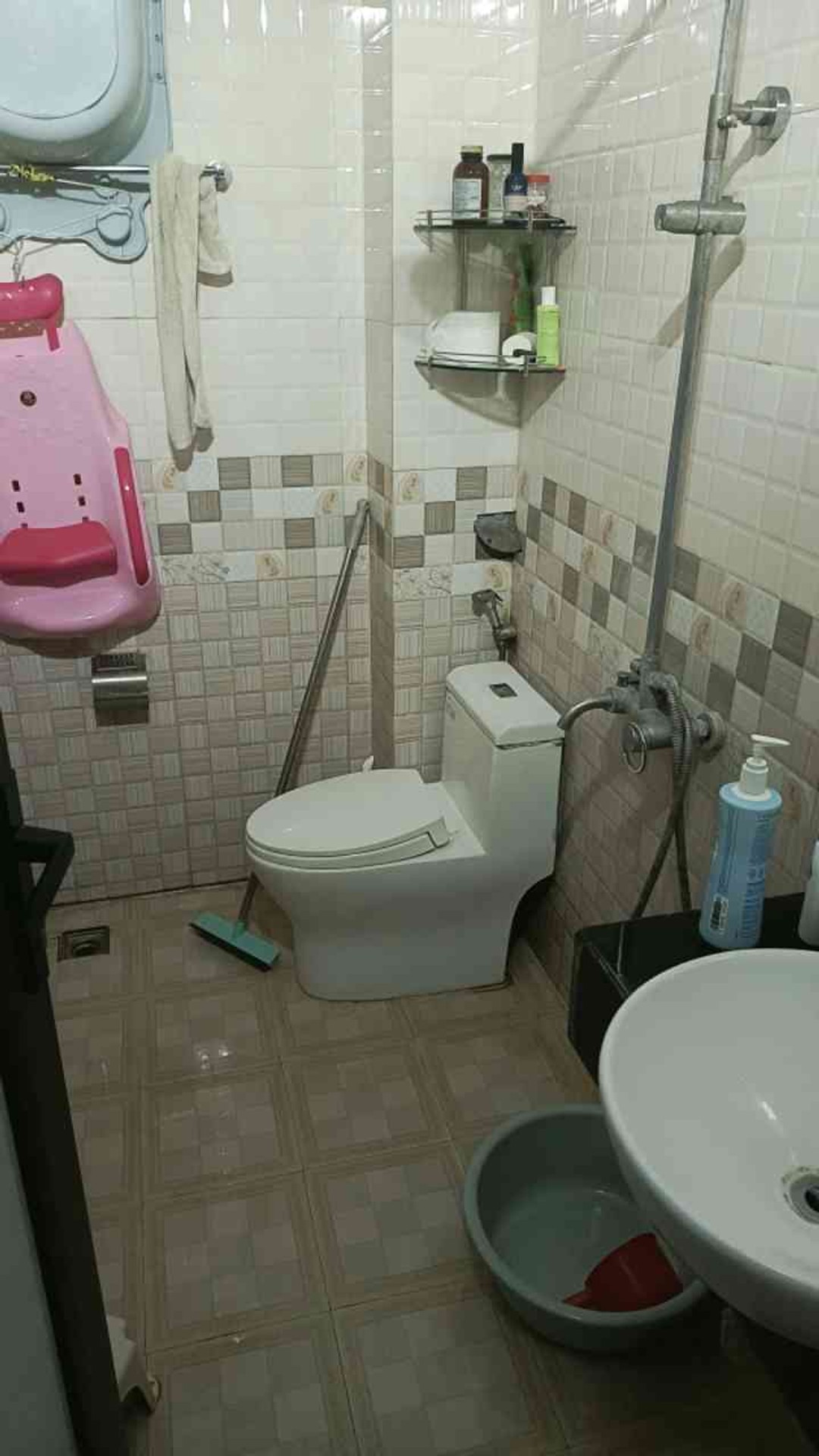 Bán nhà Võ Thị Sáu - diện tích 31m2 1 tầng - Nhà A tập thể khu di dân Hồ Quỳnh - giá 3,1 tỷ
