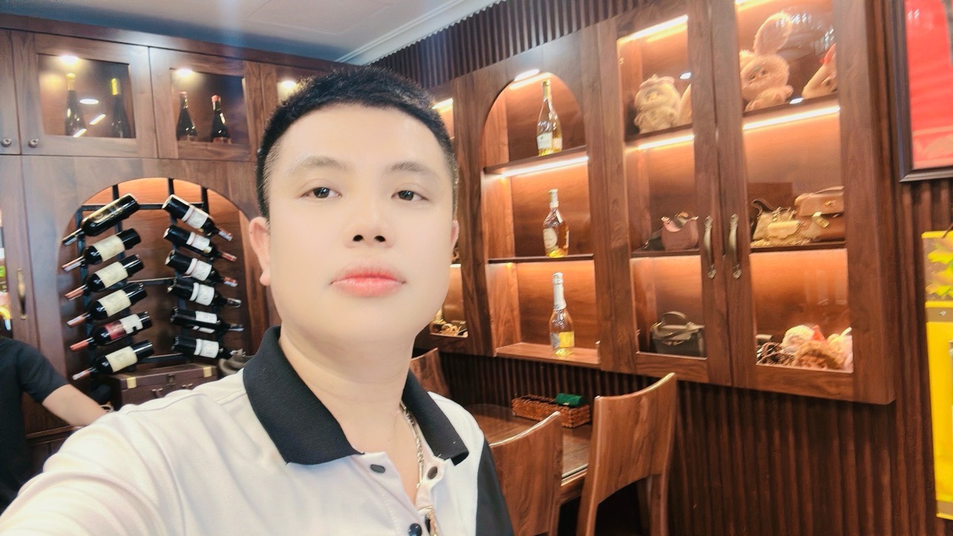 Bán nhà Dương Văn Bé - diện tích 94m2 1 tầng - Chung cư 3PN - giá 9,7 tỷ