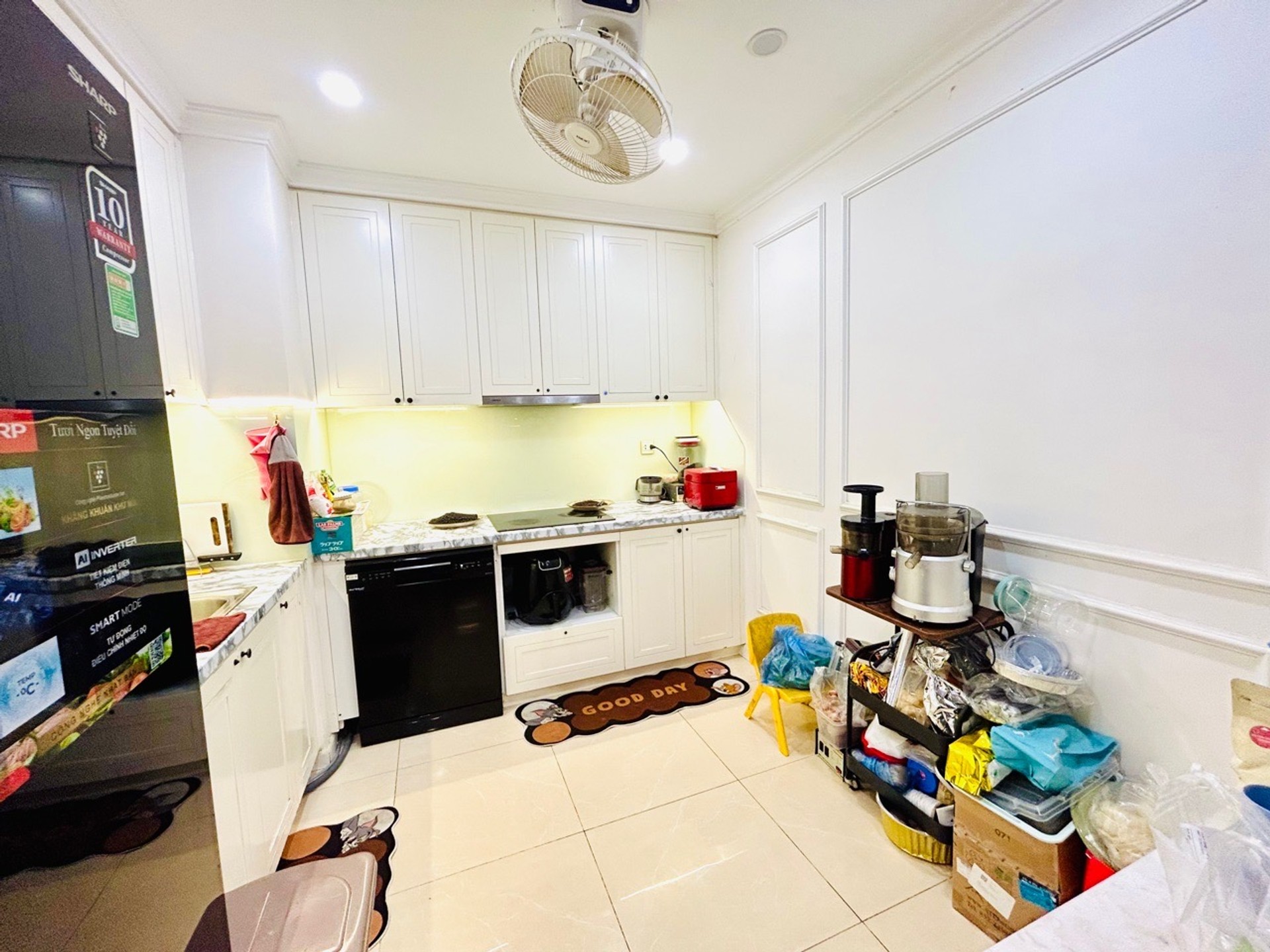 Bán nhà Dương Văn Bé - diện tích 94m2 1 tầng - Chung cư 3PN - giá 9,7 tỷ