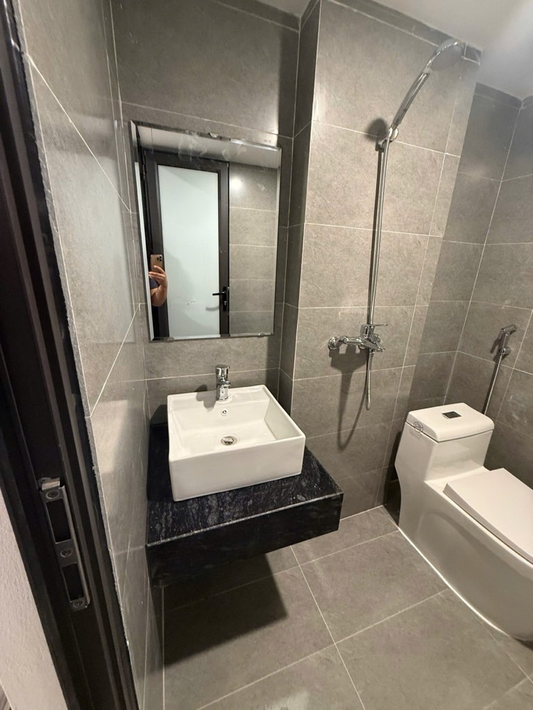 Bán nhà Đại Mỗ - diện tích 132m2 8 tầng - ô tô 7 chỗ đỗ cửa - giá 38,5 tỷ