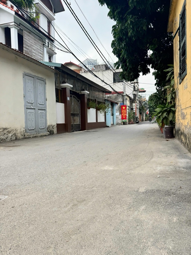 Bán nhà Đại Mỗ - diện tích 132m2 8 tầng - ô tô 7 chỗ đỗ cửa - giá 38,5 tỷ