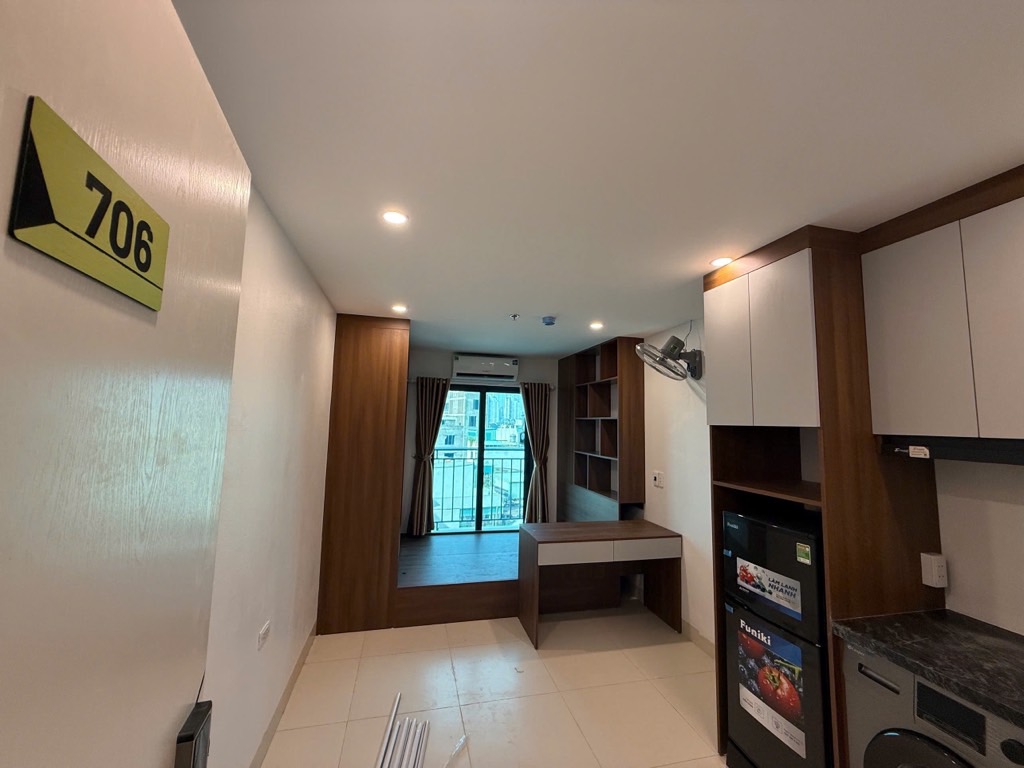 Bán nhà Đại Mỗ - diện tích 132m2 8 tầng - ô tô 7 chỗ đỗ cửa - giá 38,5 tỷ