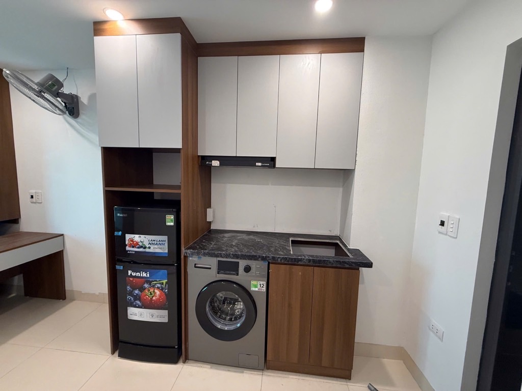 Bán nhà Đại Mỗ - diện tích 132m2 8 tầng - ô tô 7 chỗ đỗ cửa - giá 38,5 tỷ