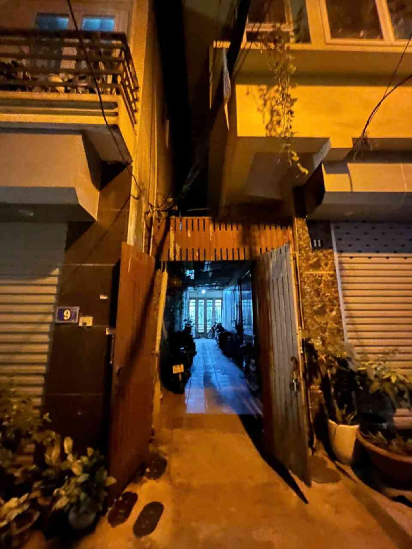 Bán nhà Lĩnh Nam - diện tích 30m2 5 tầng - gần ô tô - giá 7,45 tỷ