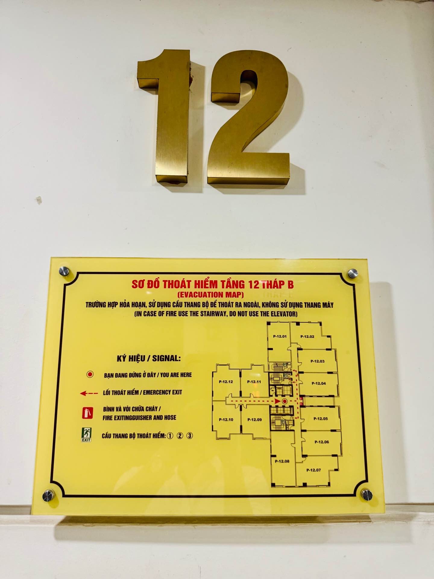 Bán nhà Tam Trinh - diện tích 90m2 12 tầng - Căn góc sáng thoáng - giá 9,2 tỷ