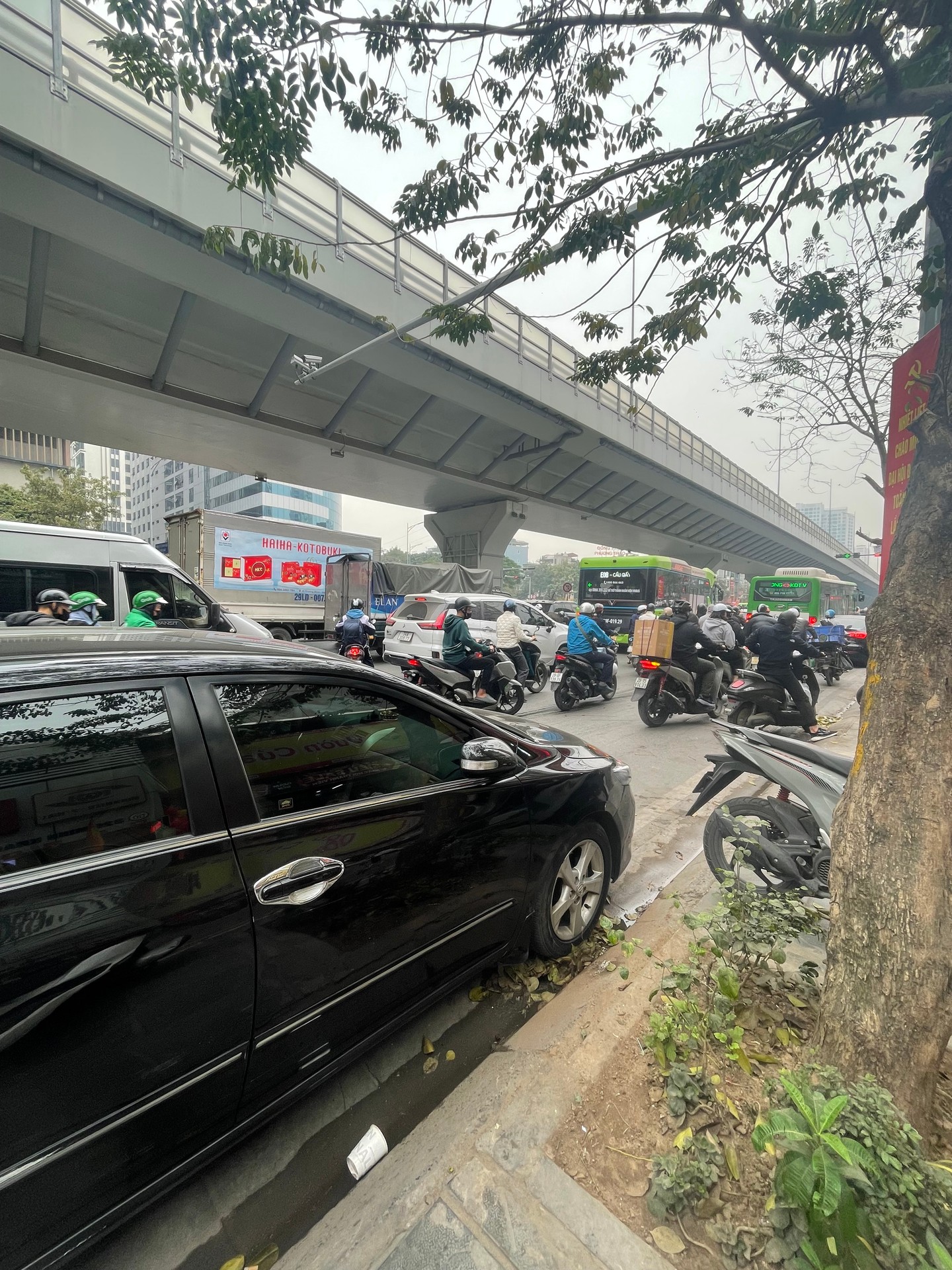 Bán nhà Minh Khai - diện tích 257m2 1 tầng - 2 mặt tiền - giá 115 tỷ