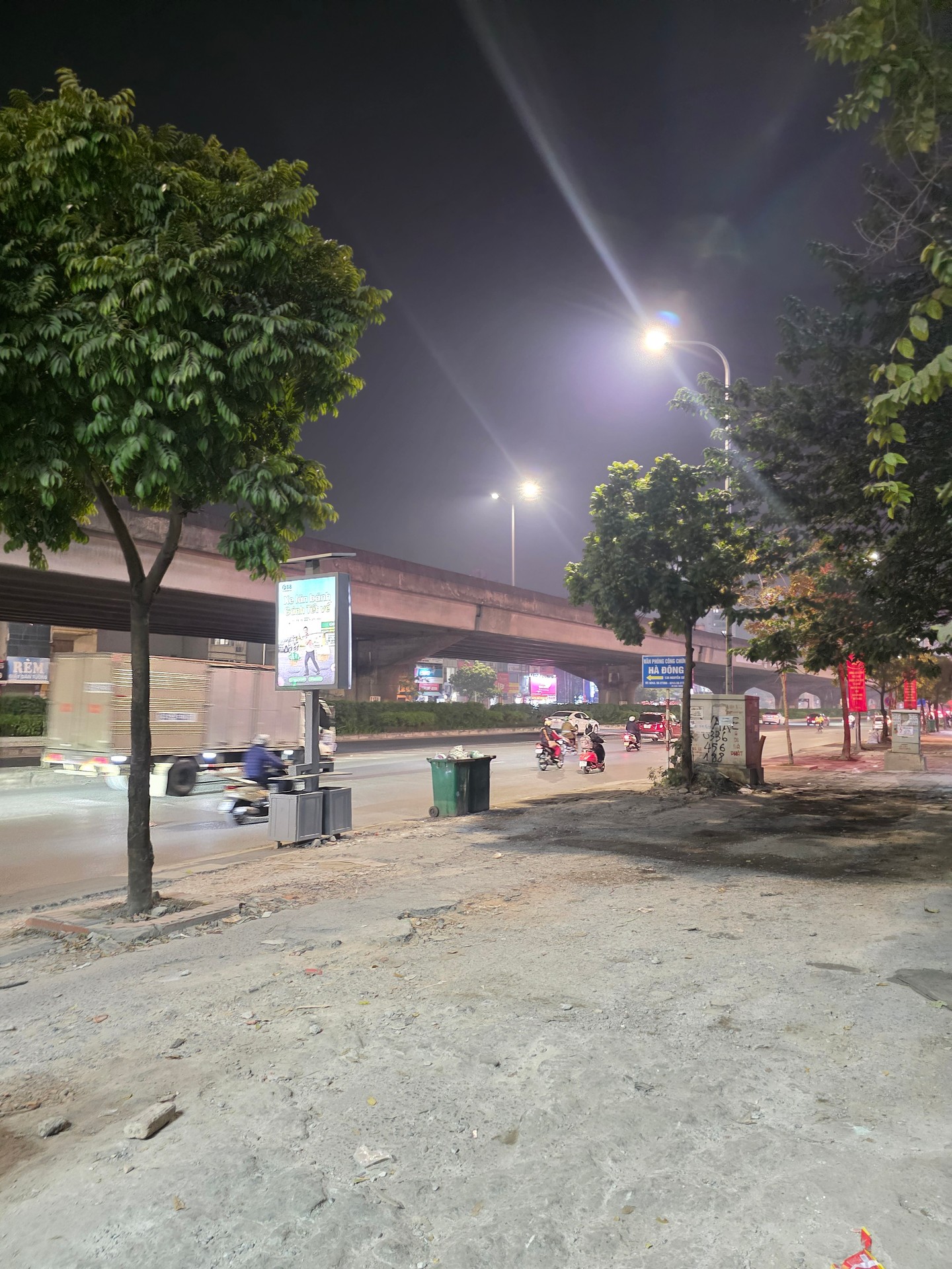 Bán nhà Nguyễn Xiển - diện tích 65.5m2 1 tầng - Mặt phố kinh doanh sầm uất - giá 46 tỷ