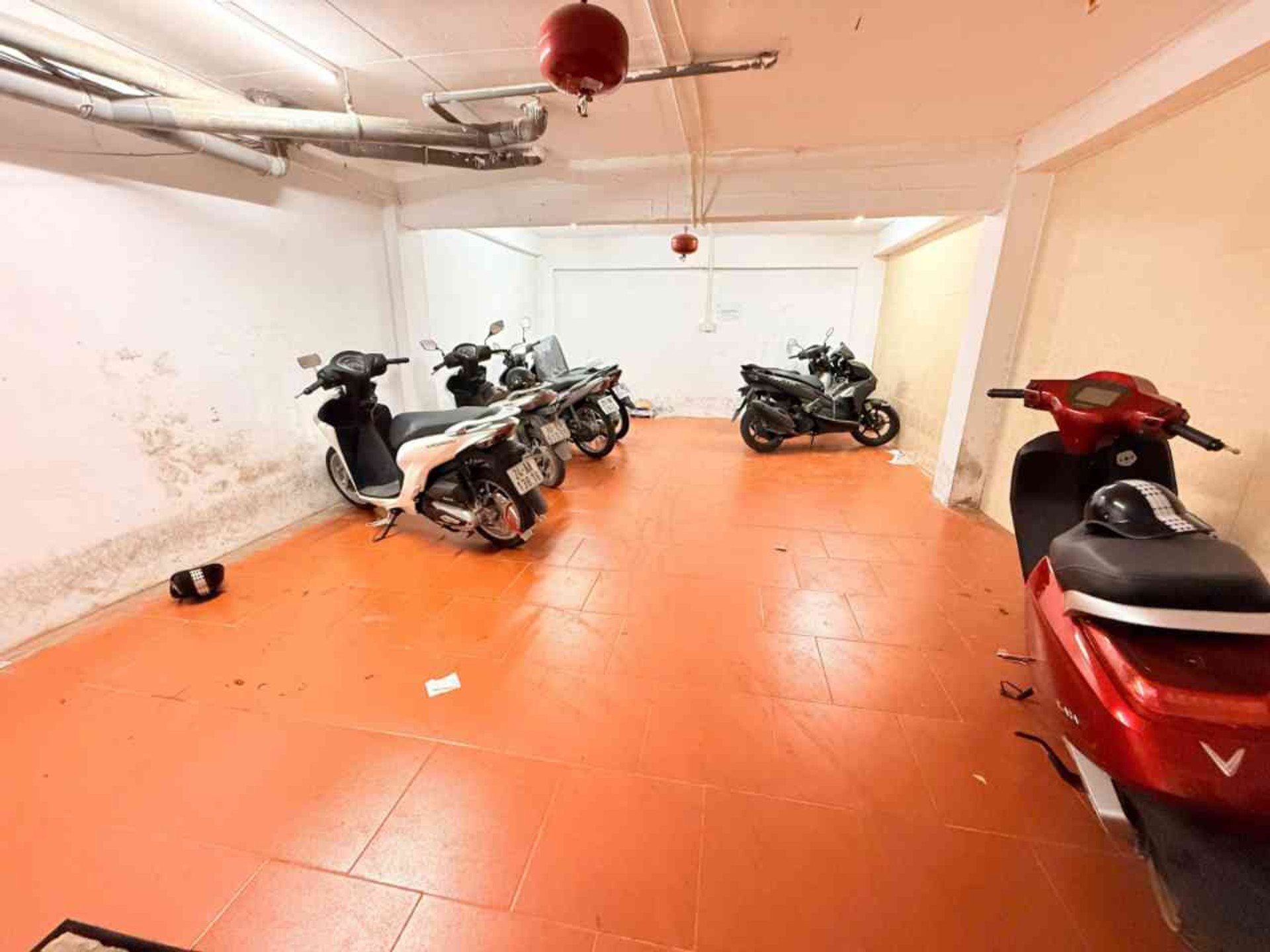 Bán nhà Giải Phóng - diện tích 90m2 4 tầng - Căn hộ chung cư vị trí đẹp - giá 25,5 tỷ