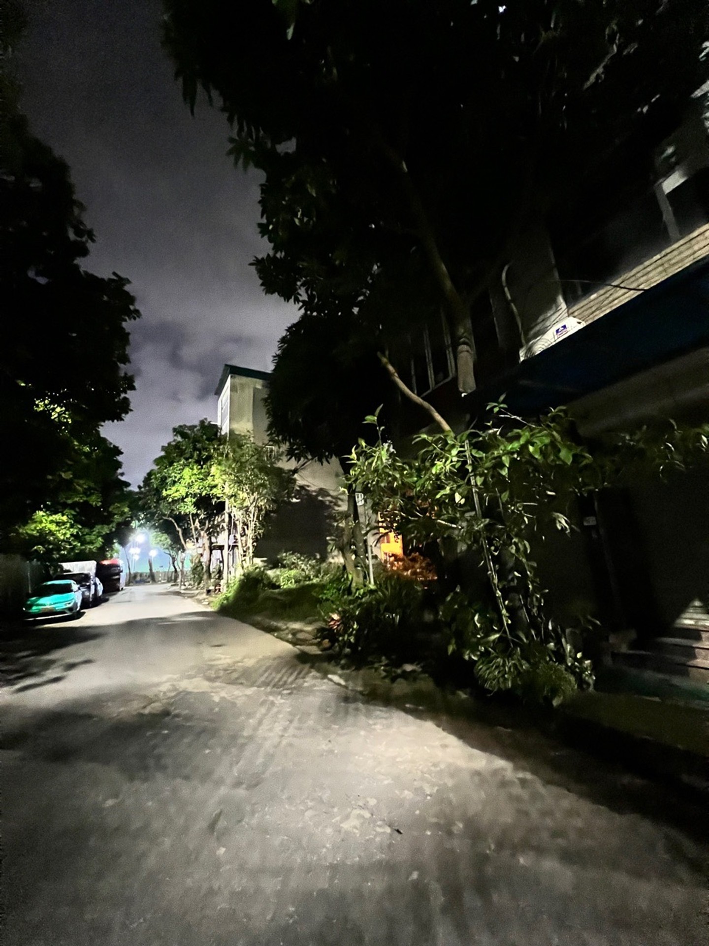Bán nhà Tây Trà - diện tích 85m2 7 tầng - Phân lô Tây Trà - giá 48 tỷ